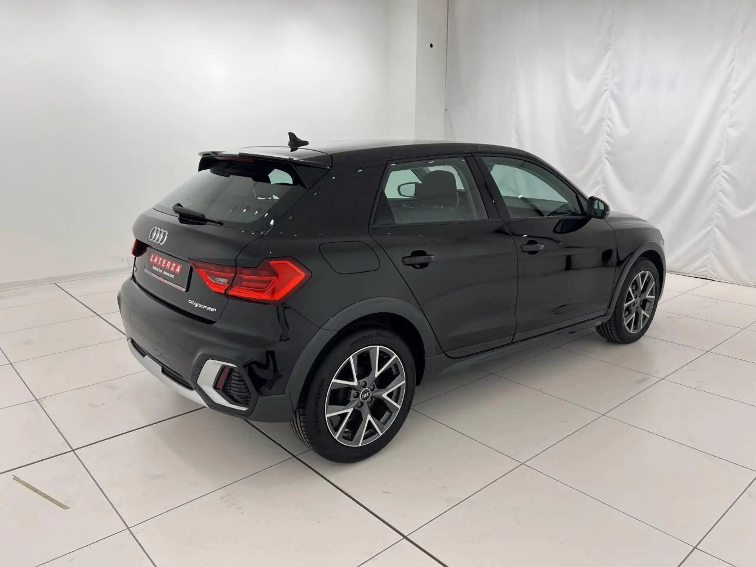 Audi - A1