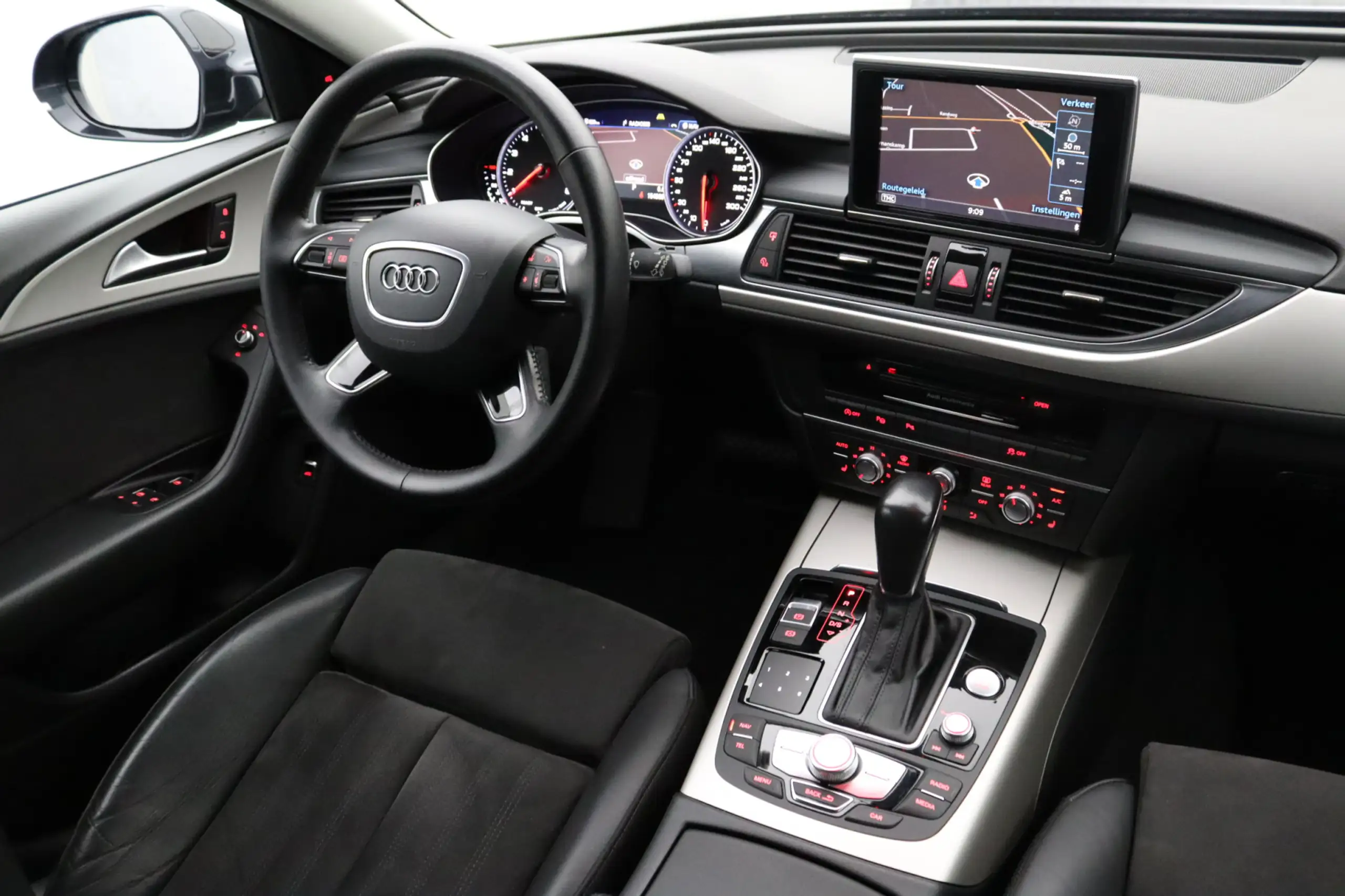 Audi - A6