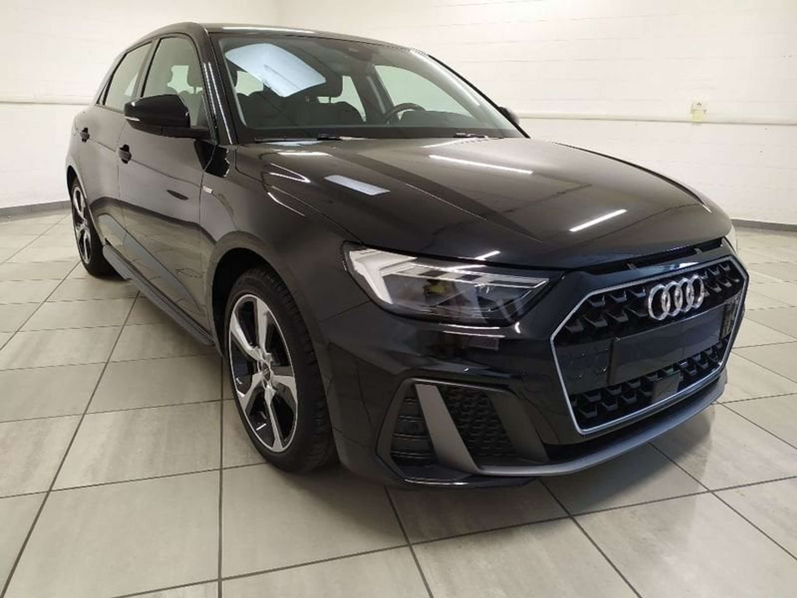 Audi - A1