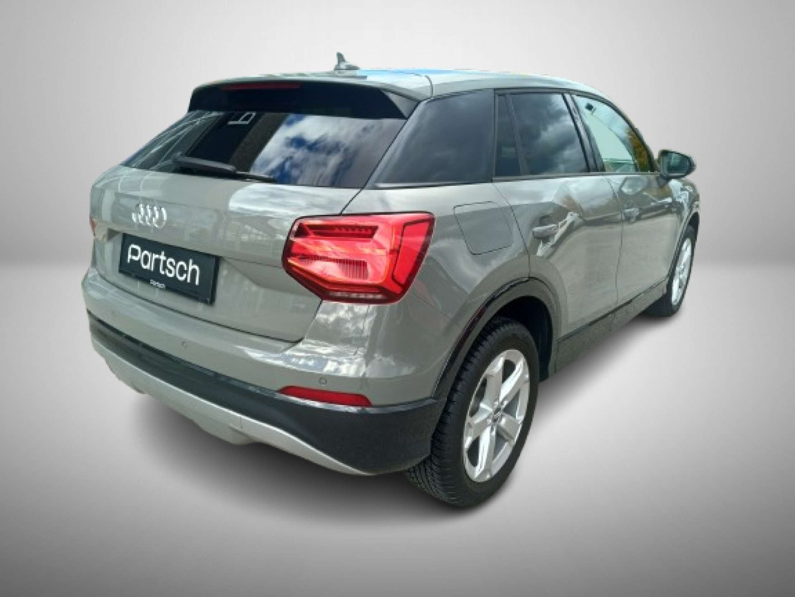 Audi - Q2