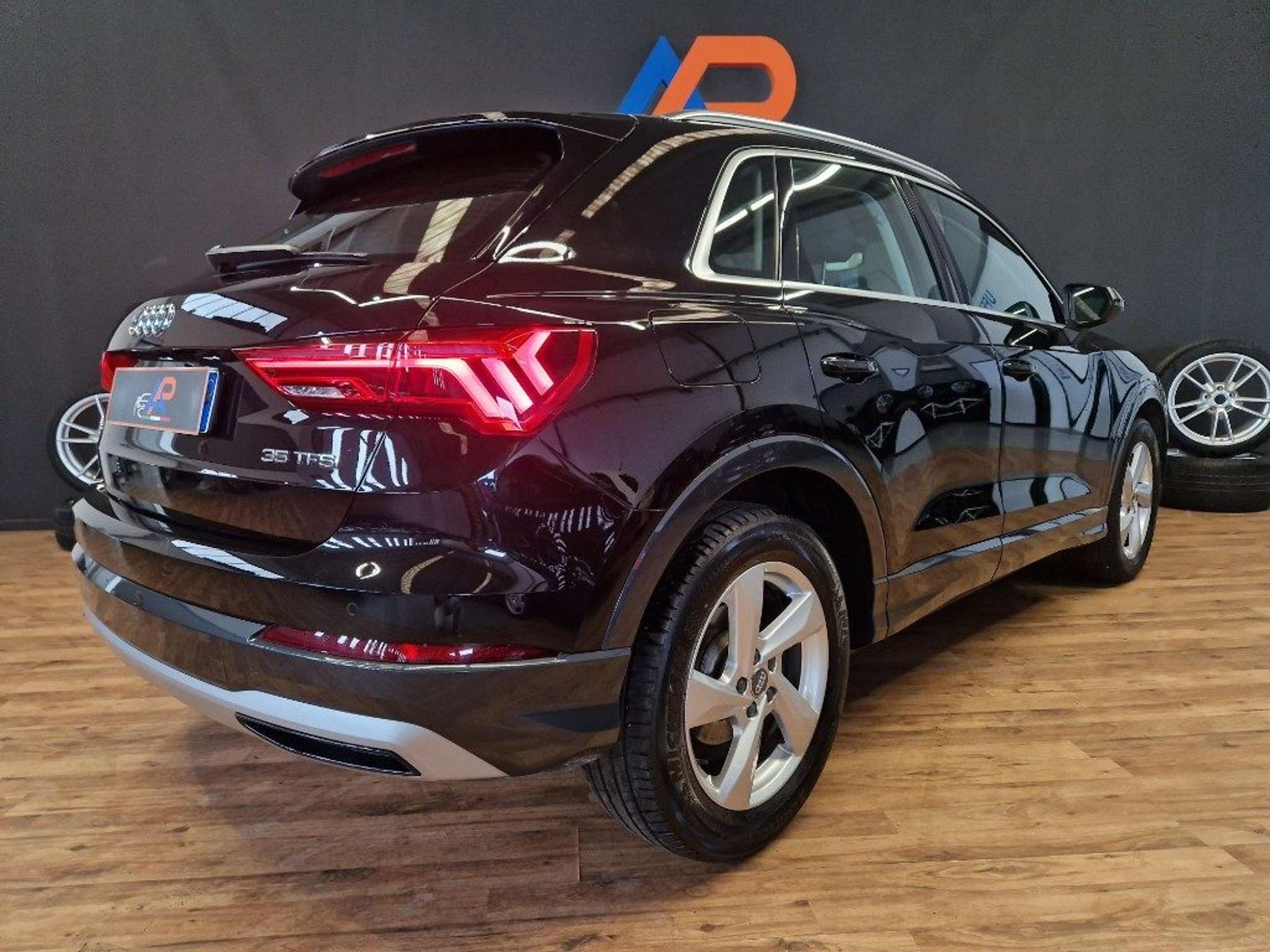 Audi - Q3