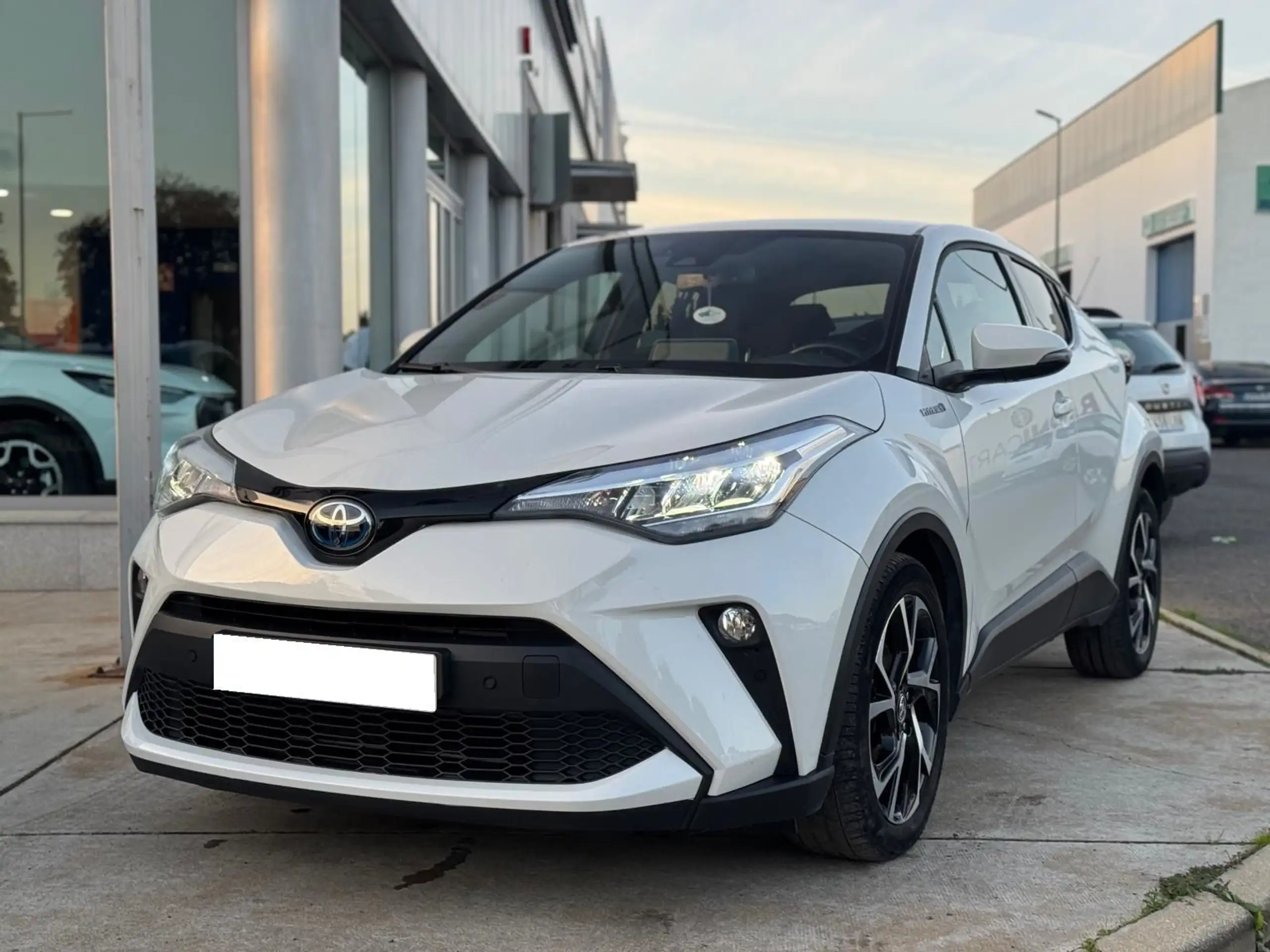 Toyota - C-HR