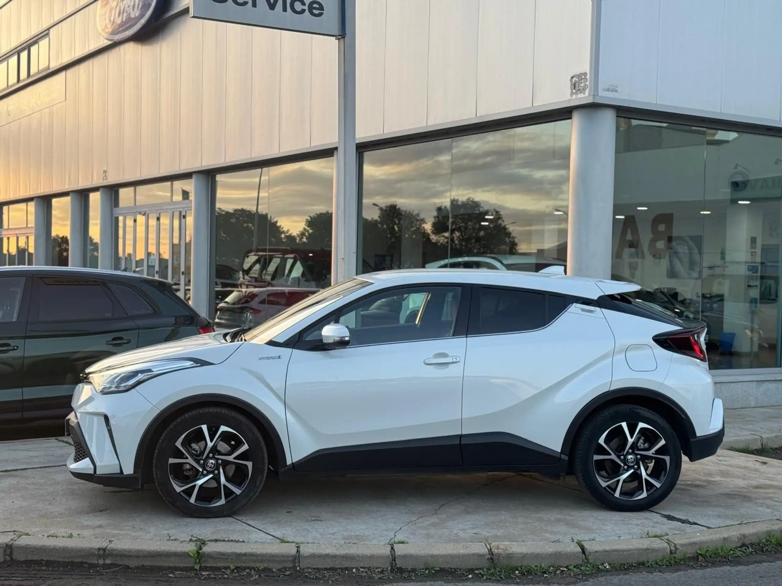 Toyota - C-HR