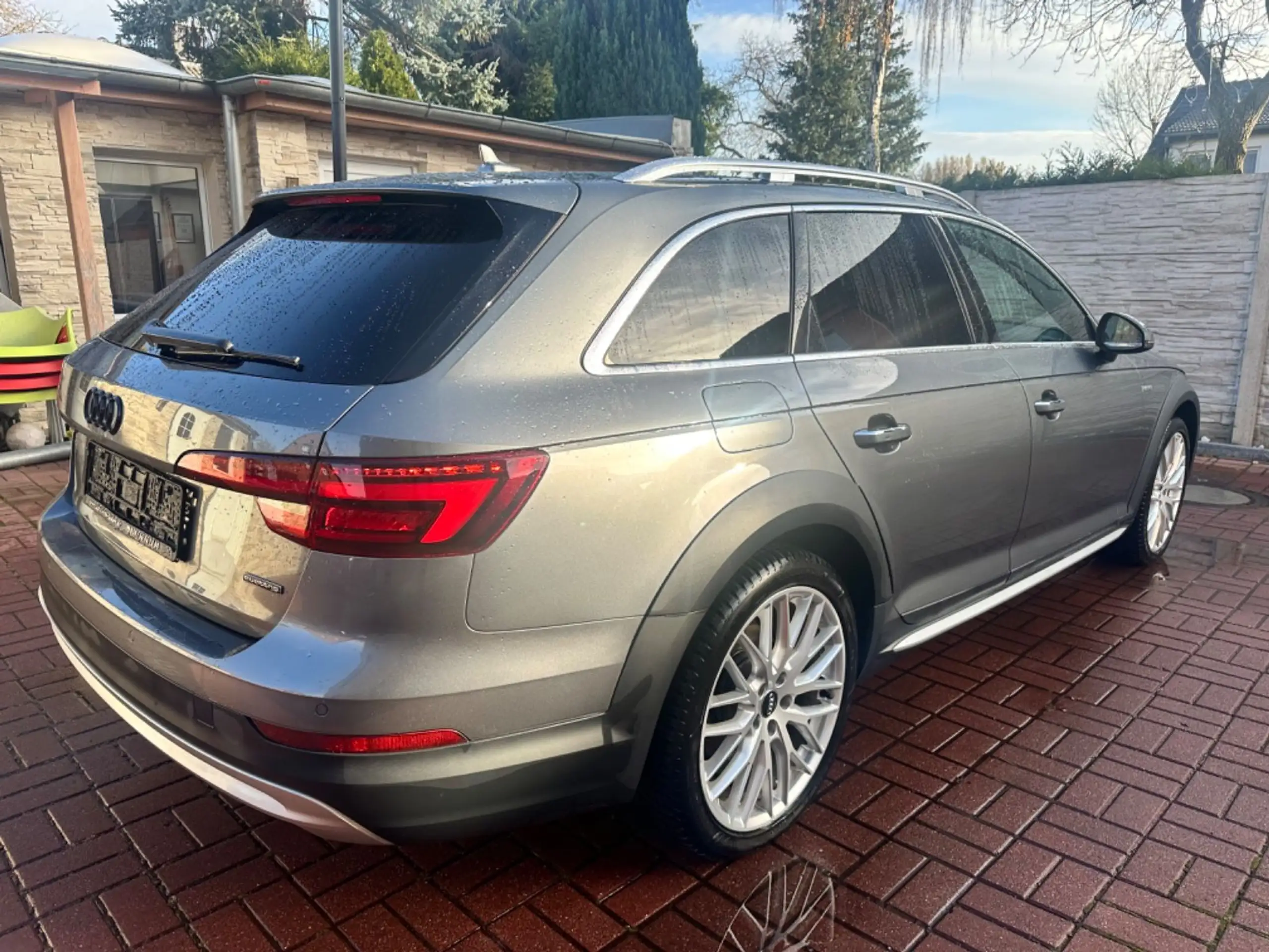 Audi - A4 allroad