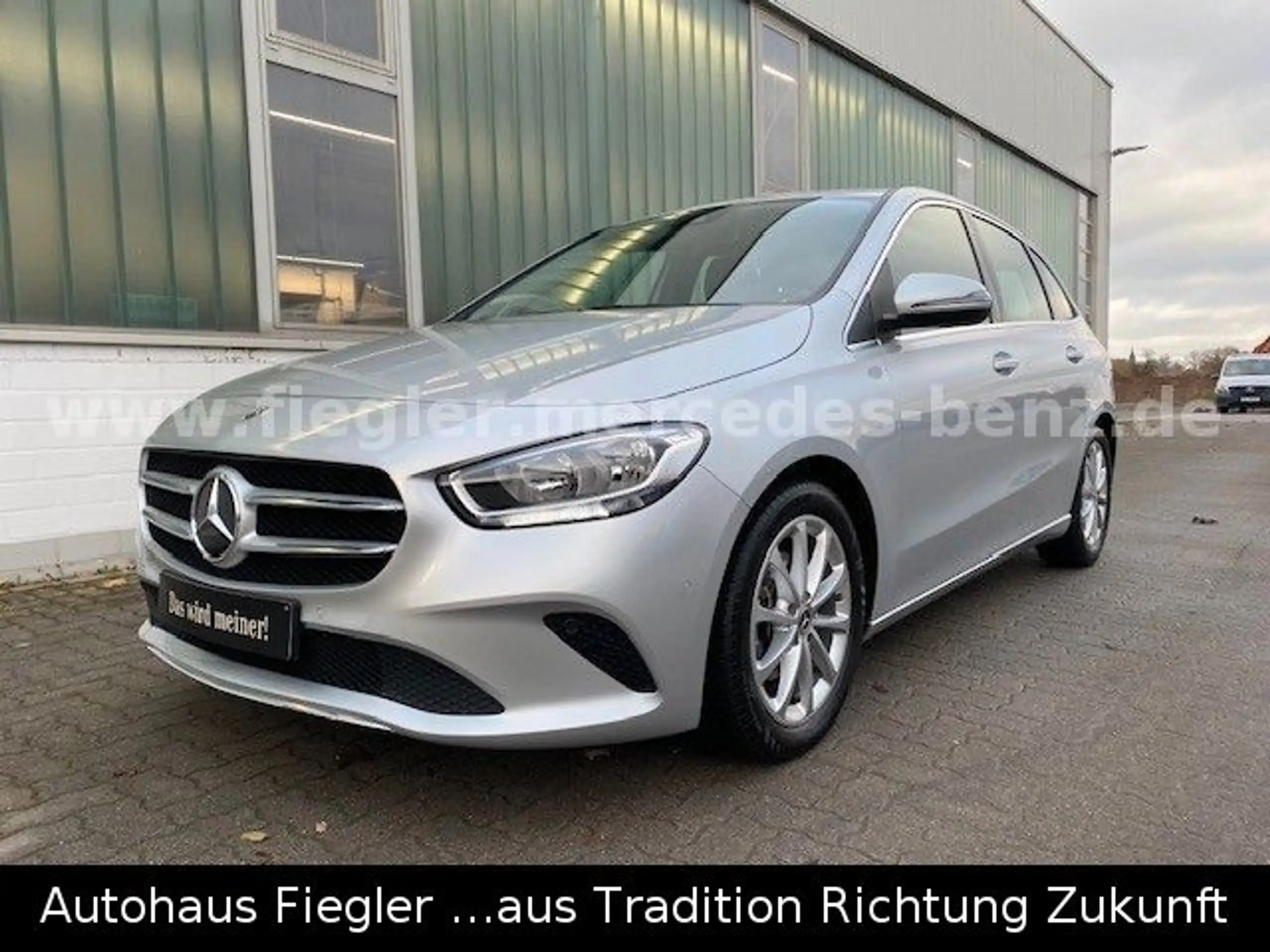 Mercedes-Benz B 180 2019