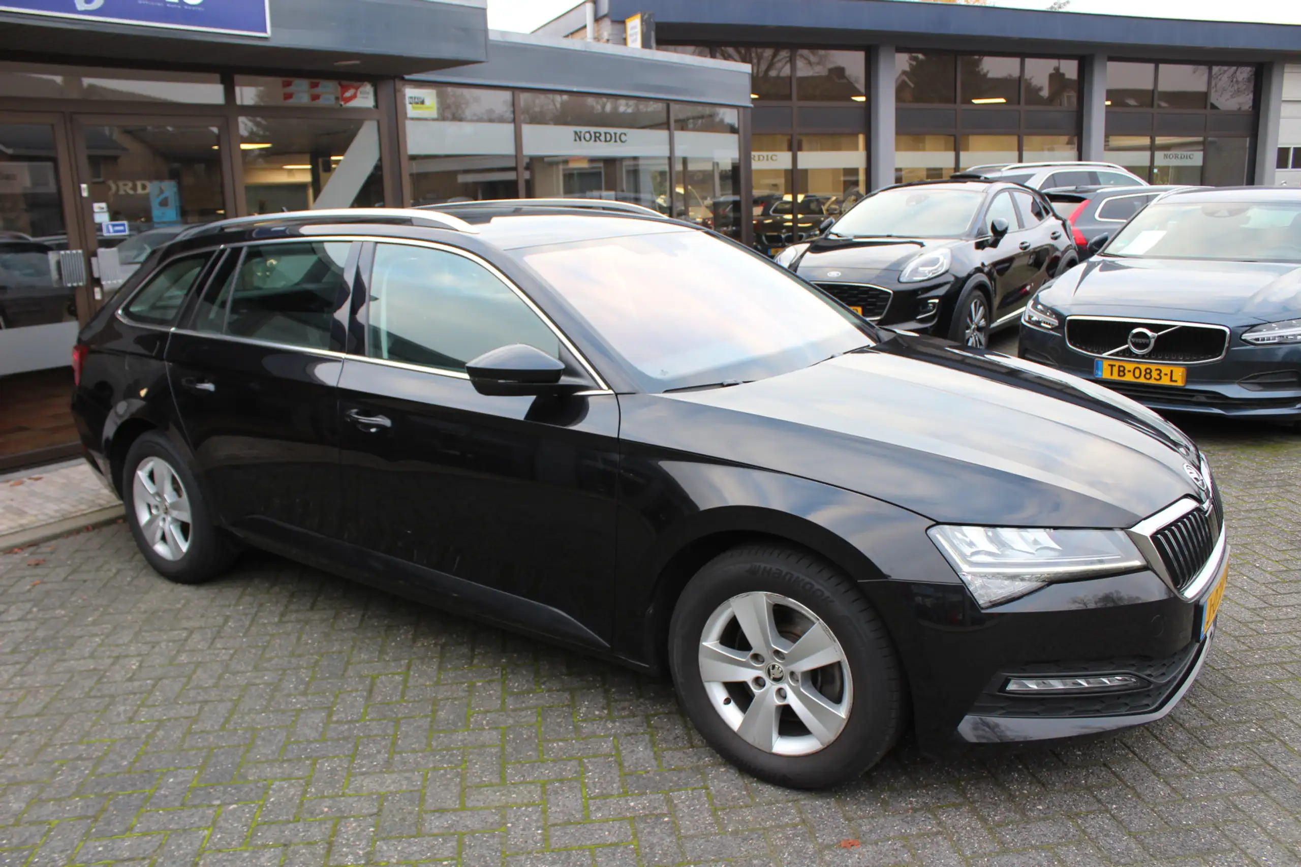 Skoda - Superb