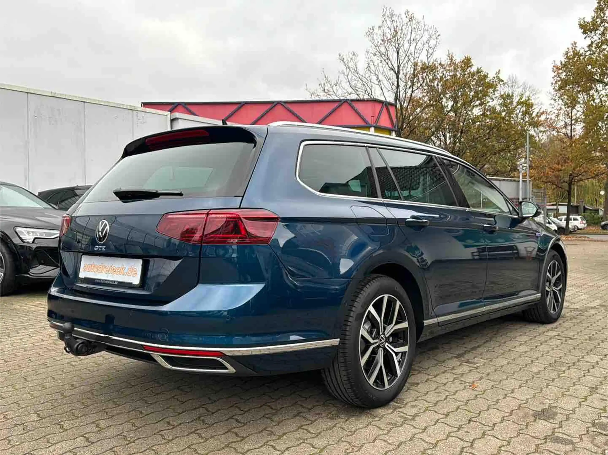 Volkswagen - Passat