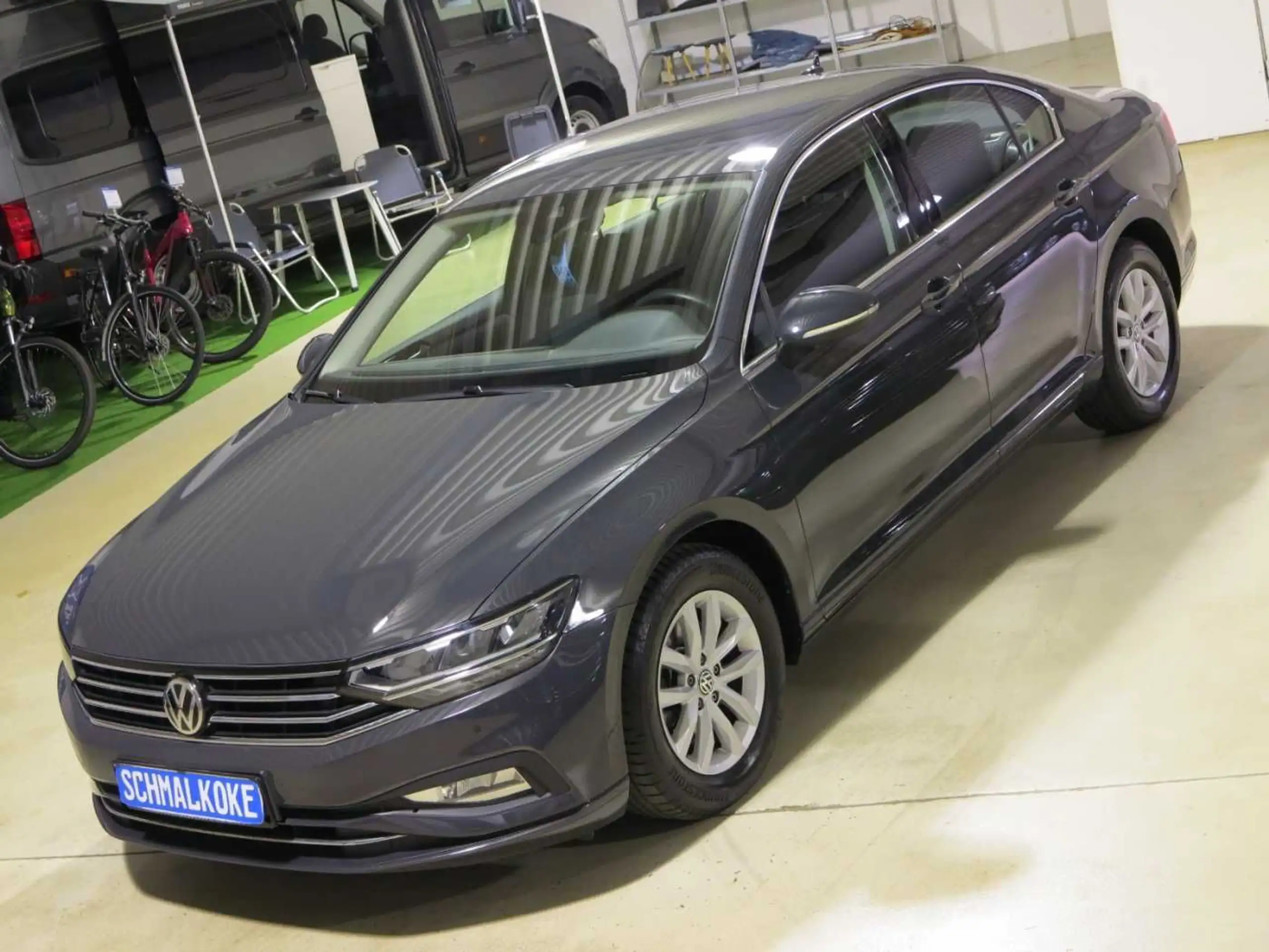 Volkswagen - Passat