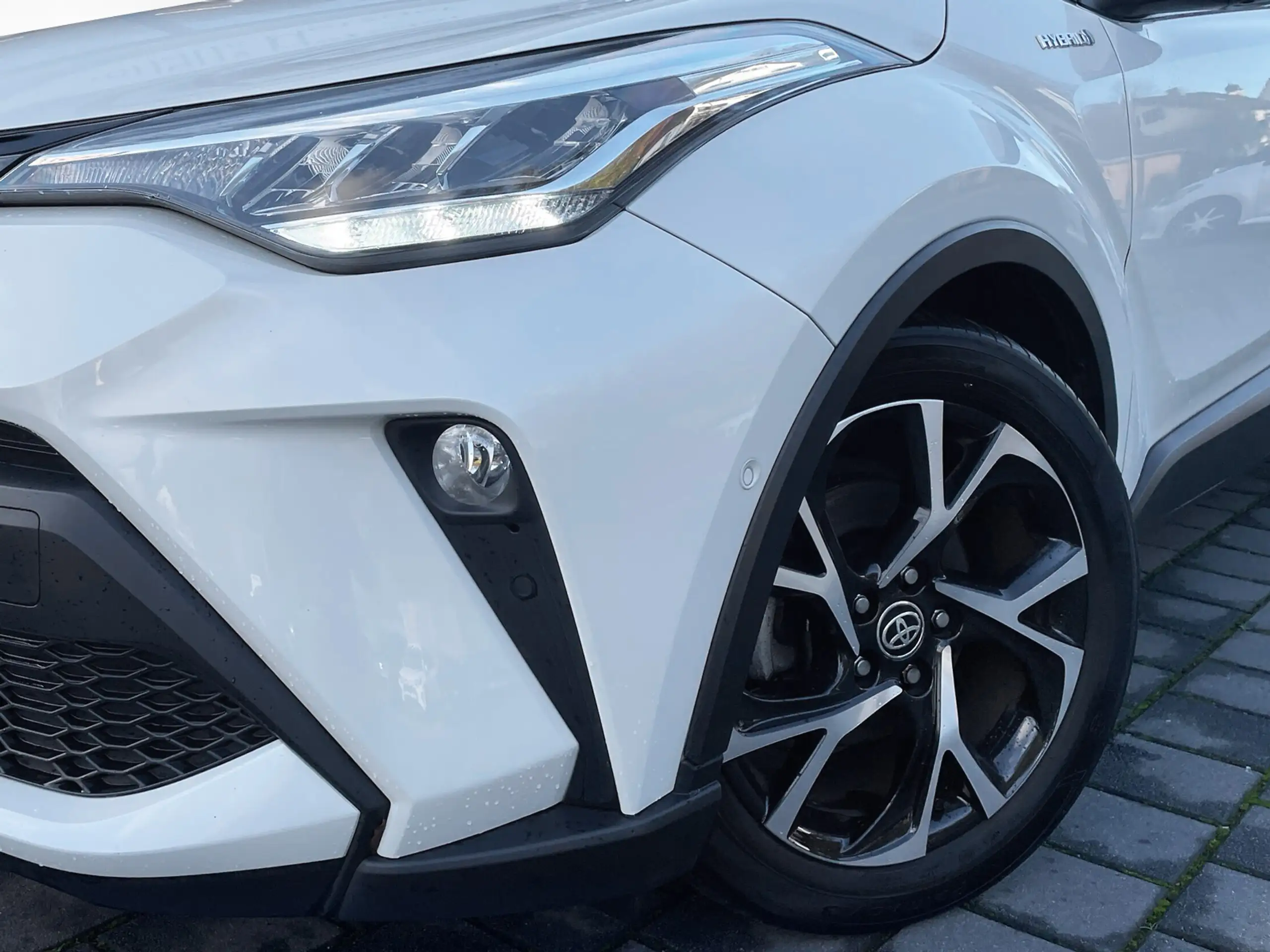 Toyota - C-HR