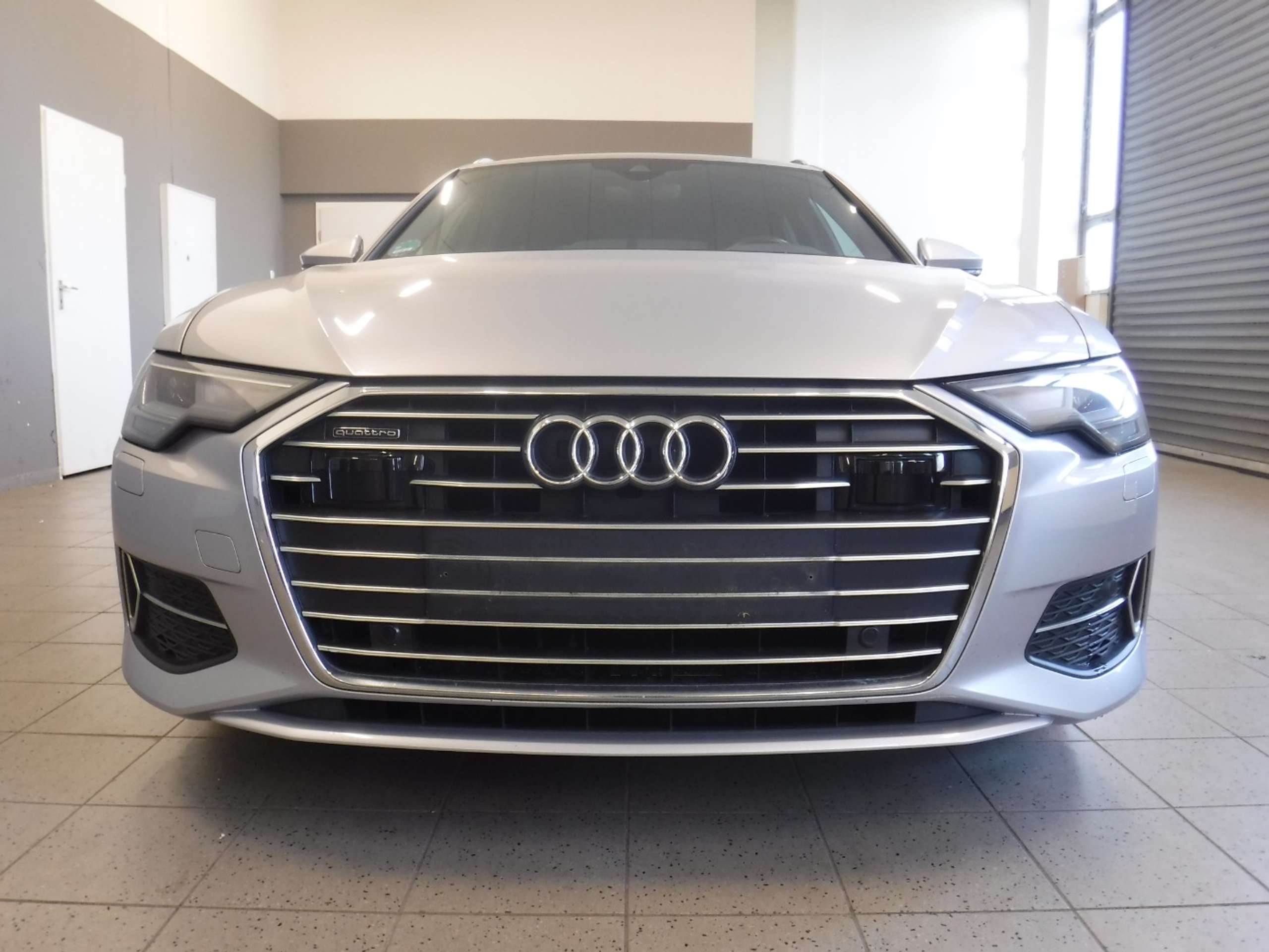 Audi - A6