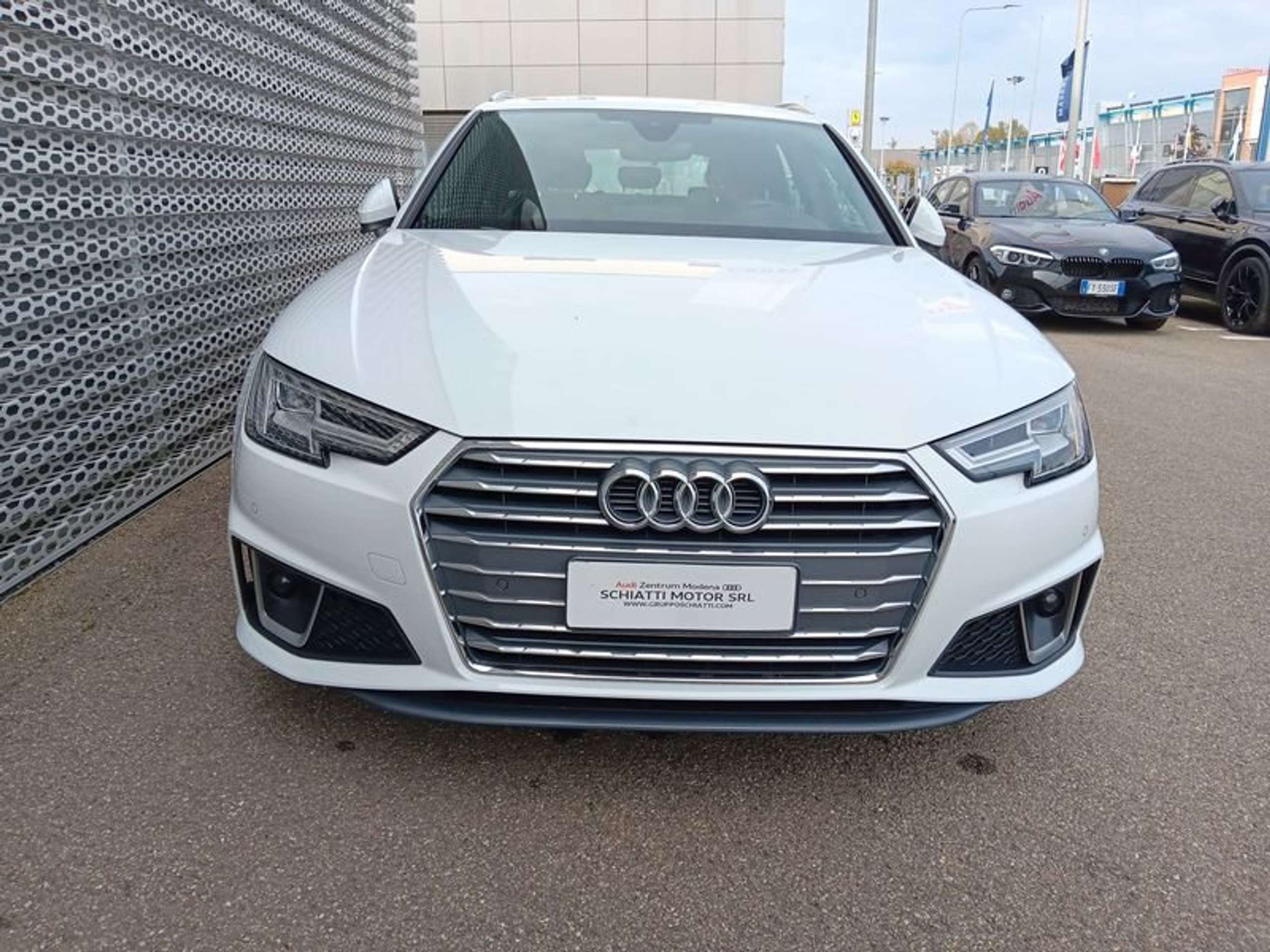 Audi - A4