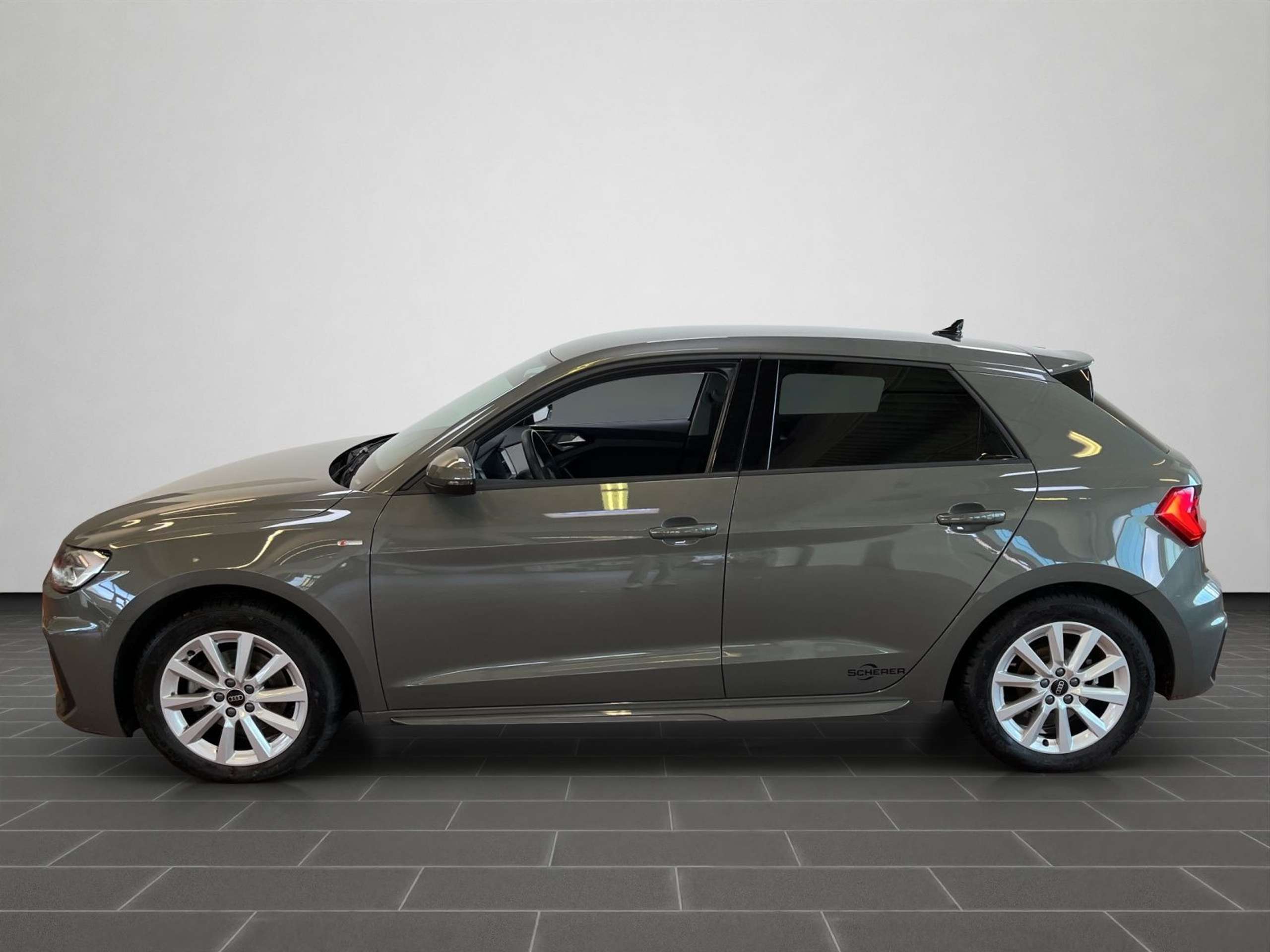 Audi - A1