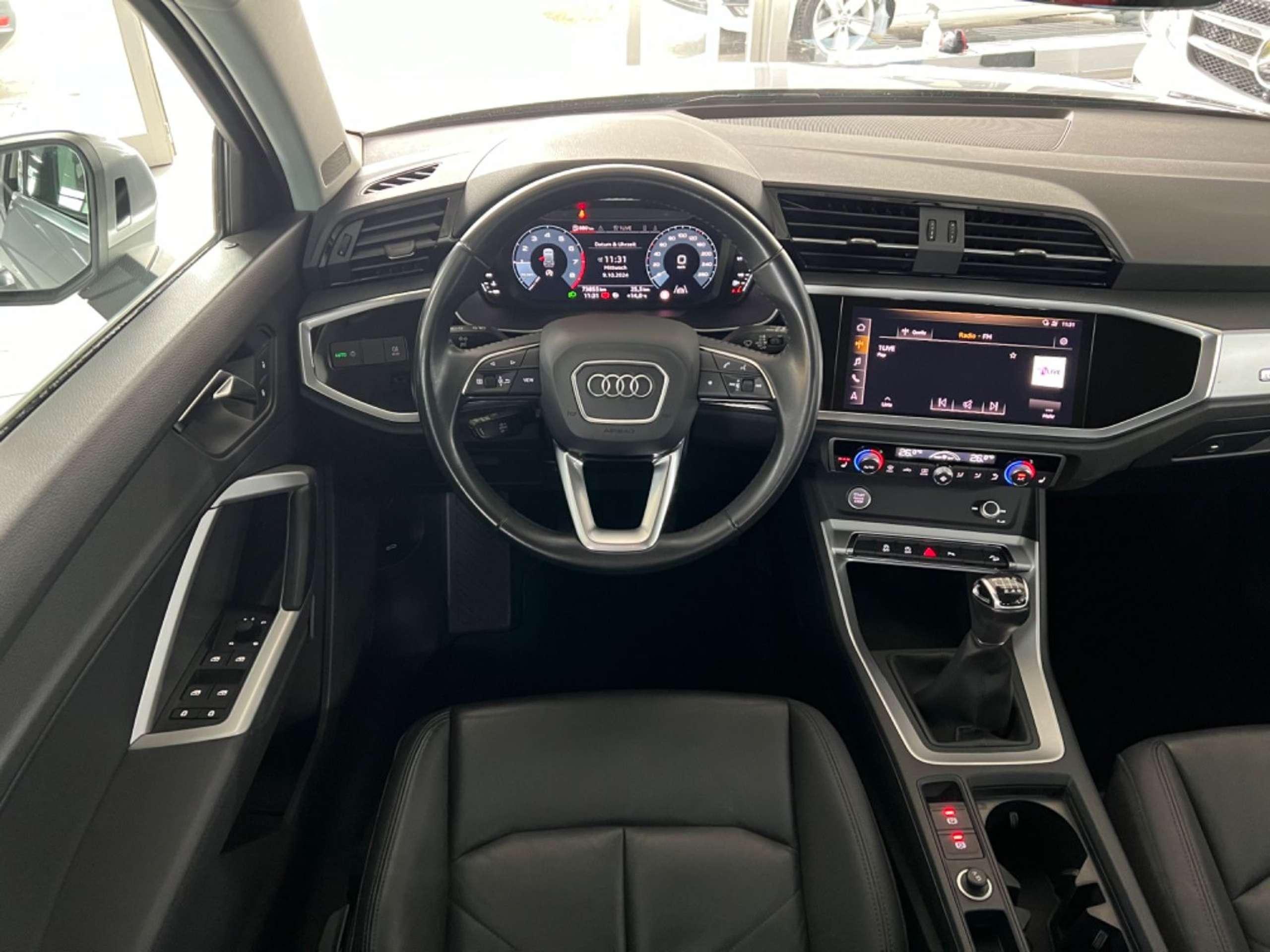 Audi - Q3