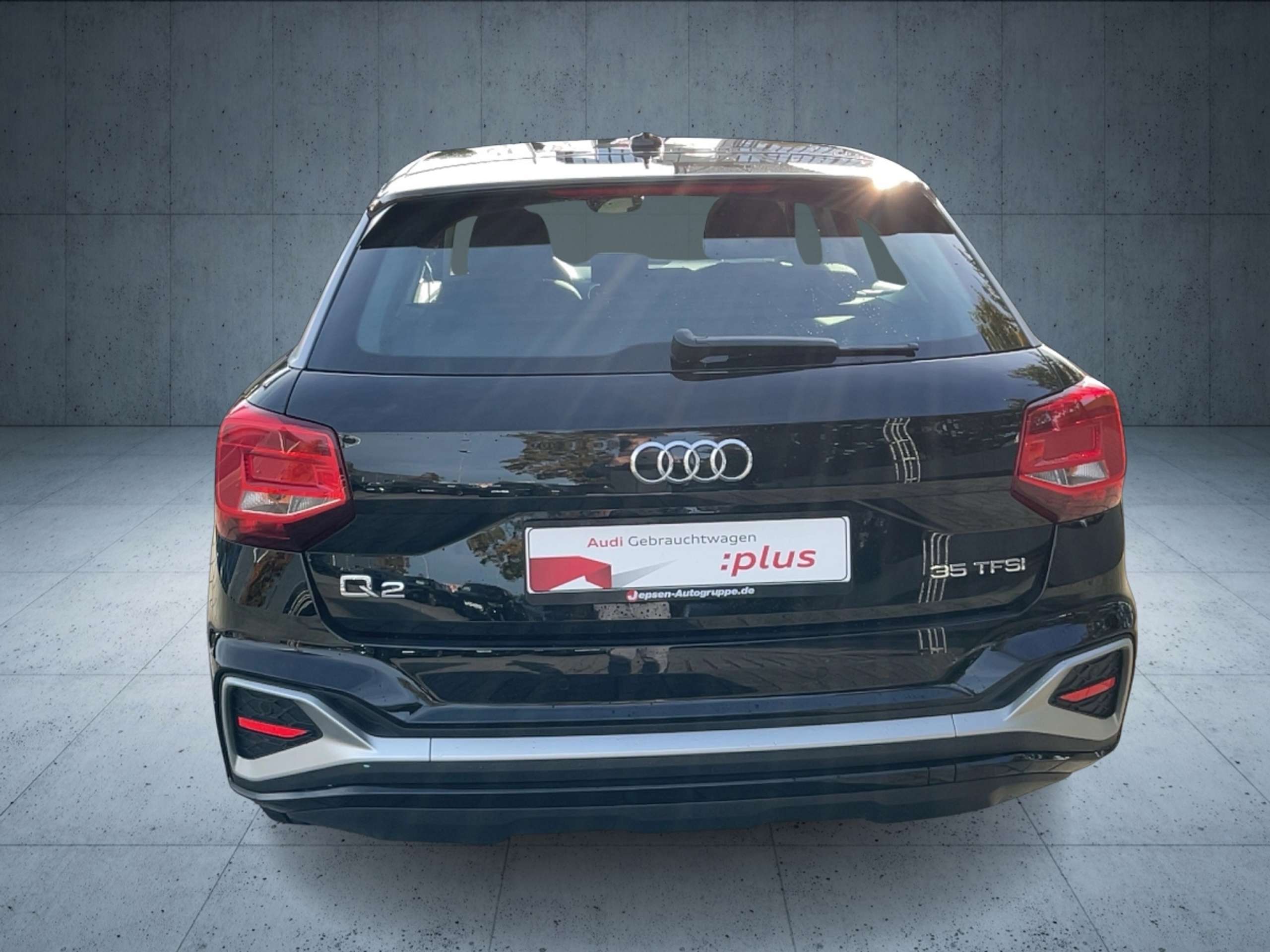 Audi - Q2