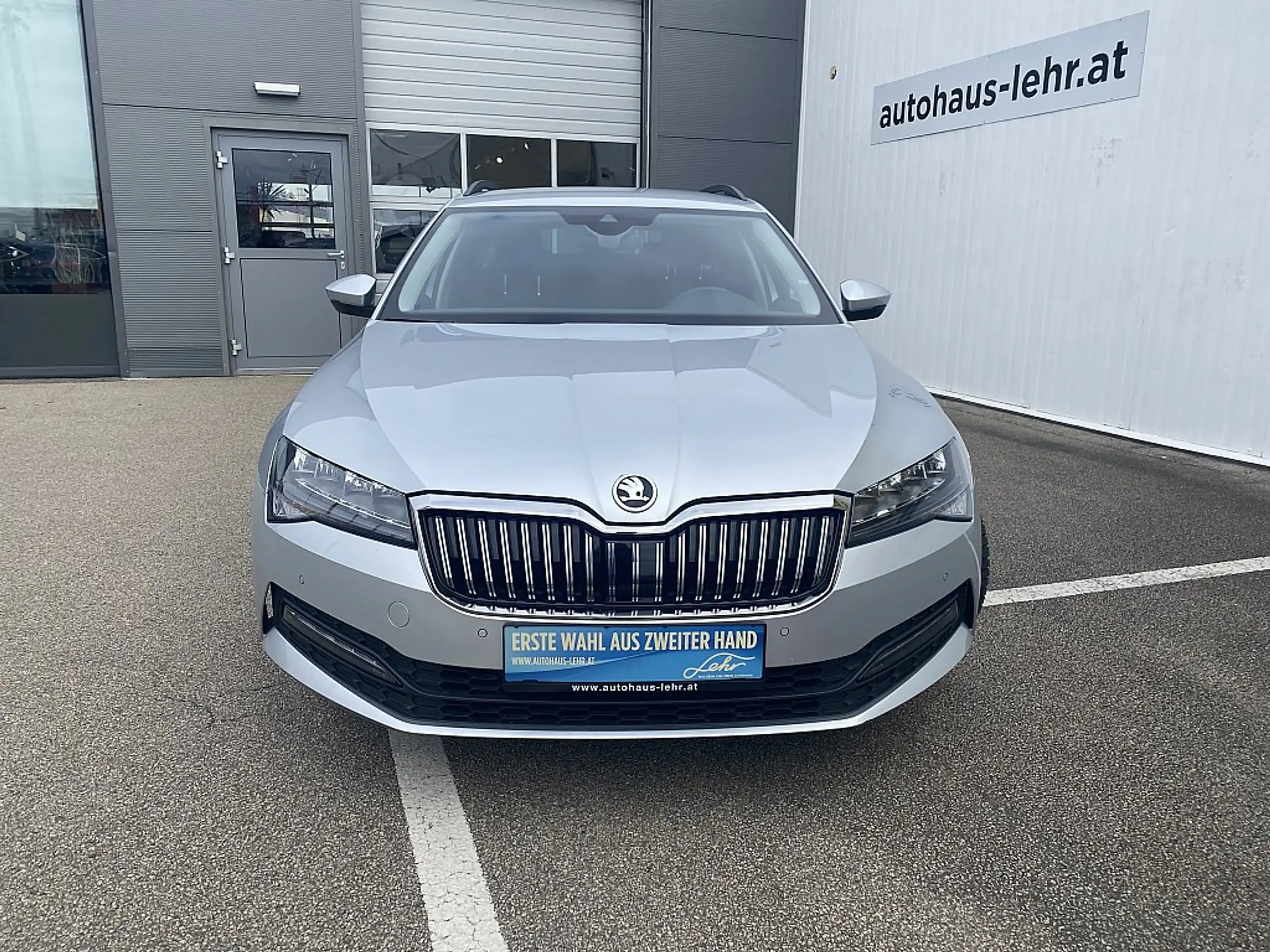 Skoda - Superb