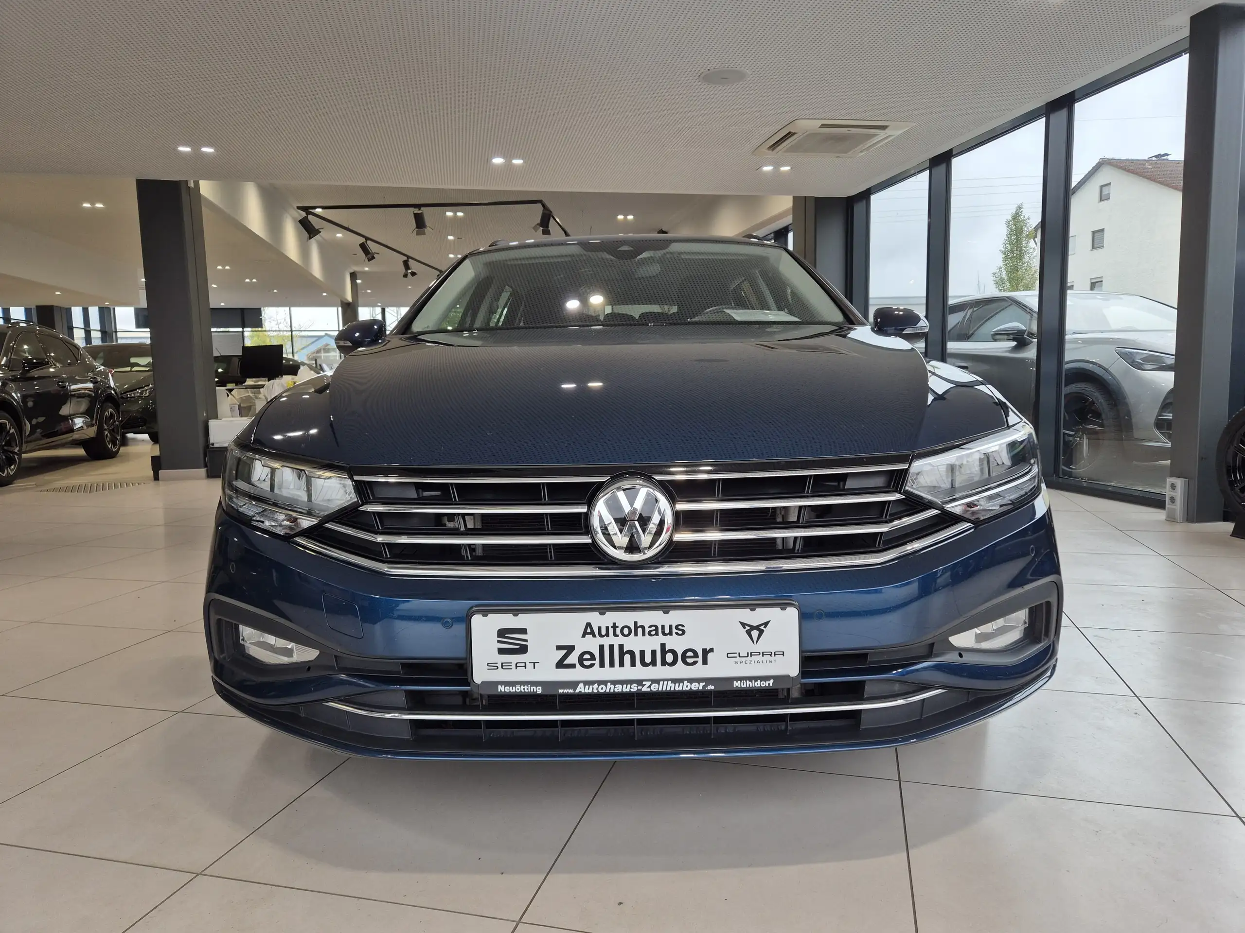 Volkswagen - Passat Variant