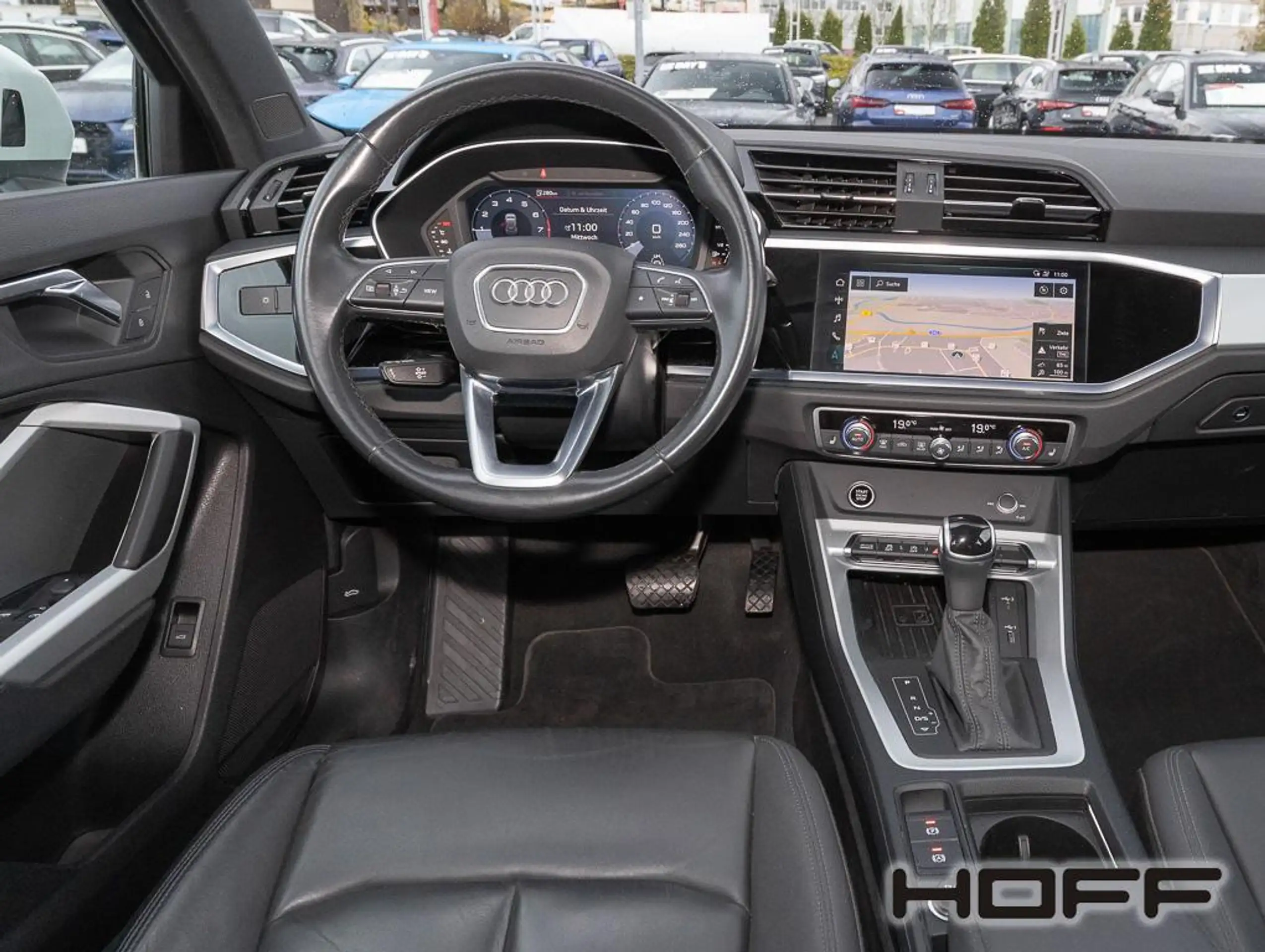 Audi - Q3