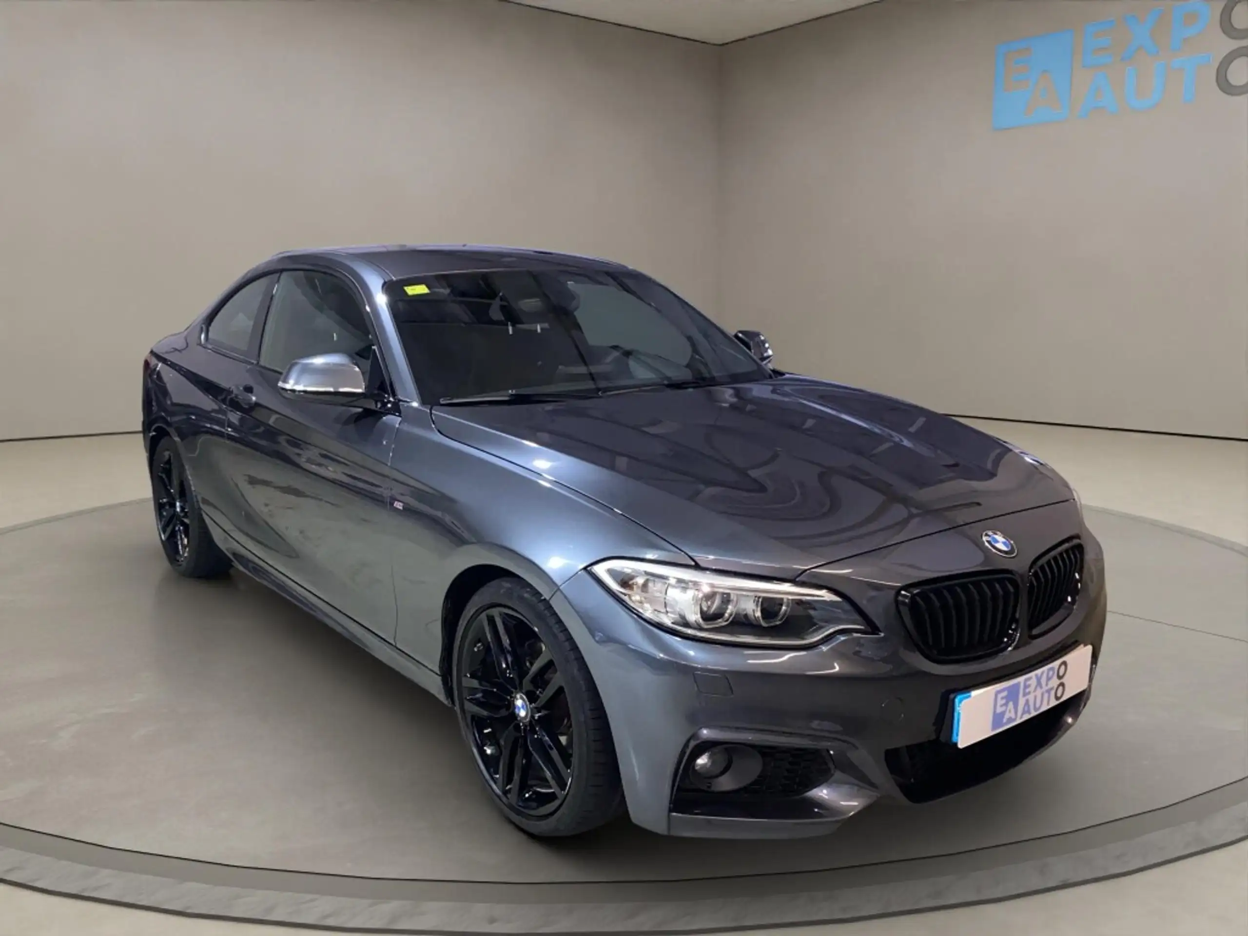 BMW 218 2017