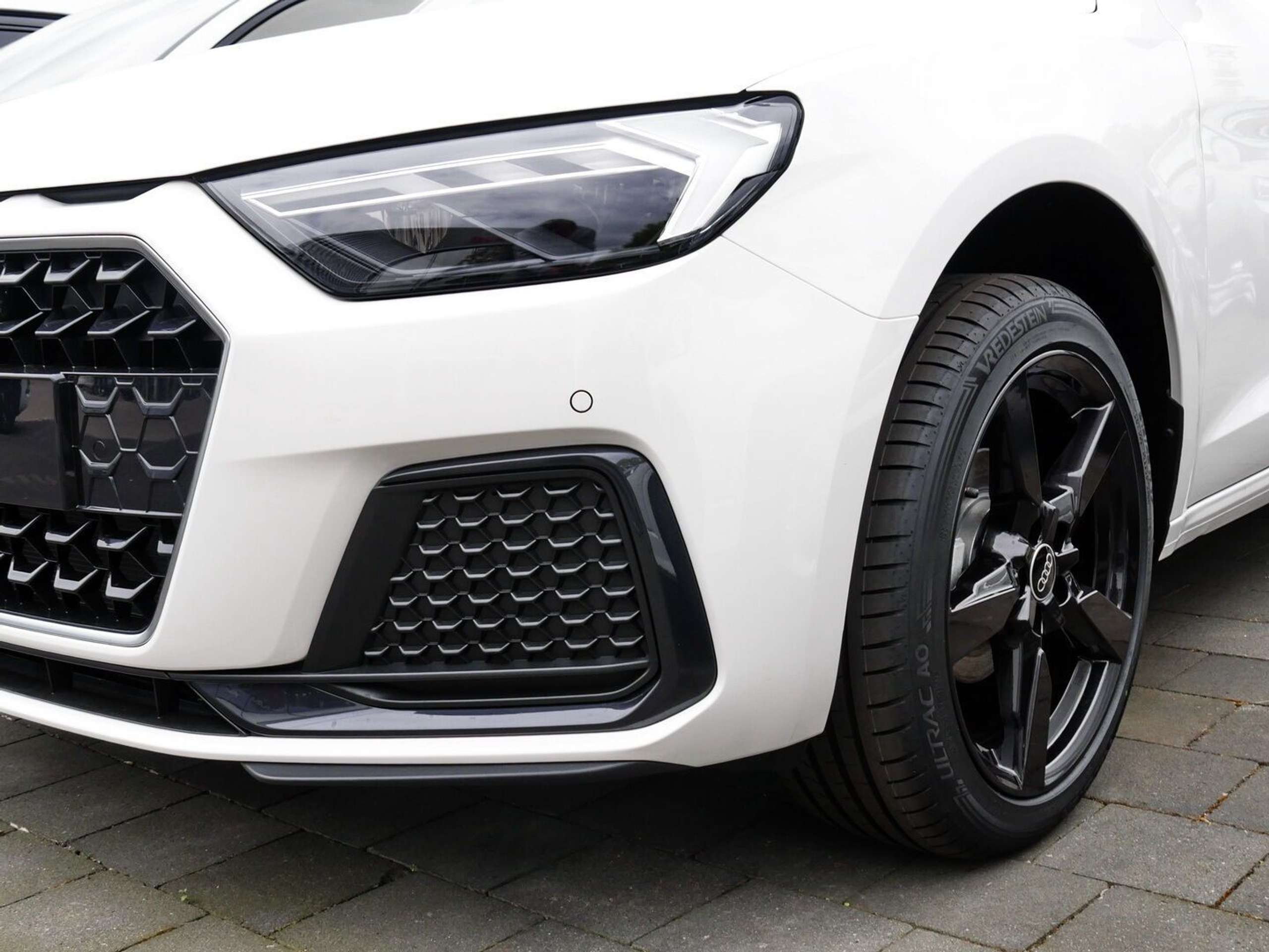 Audi - A1