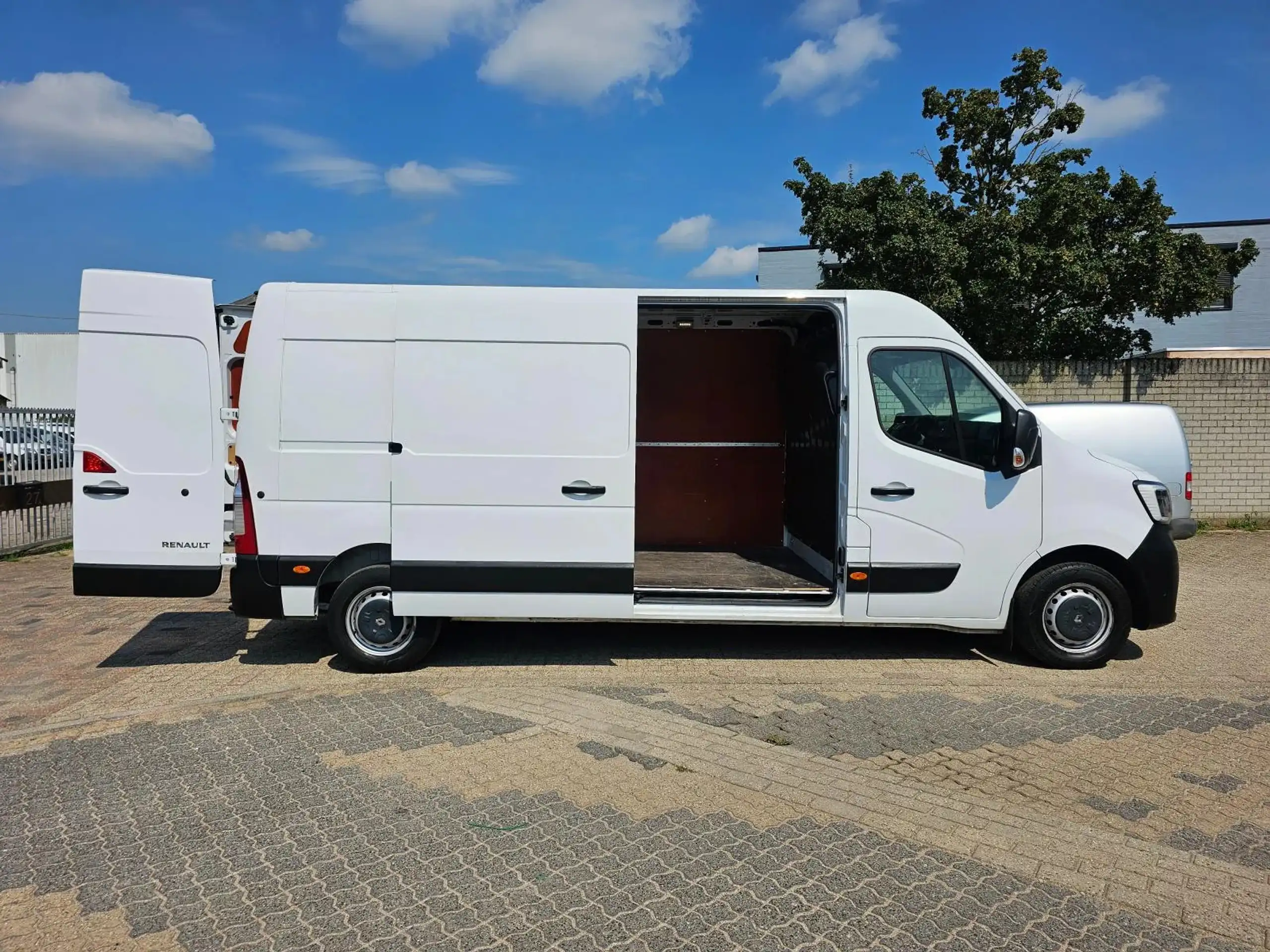 Renault - Master