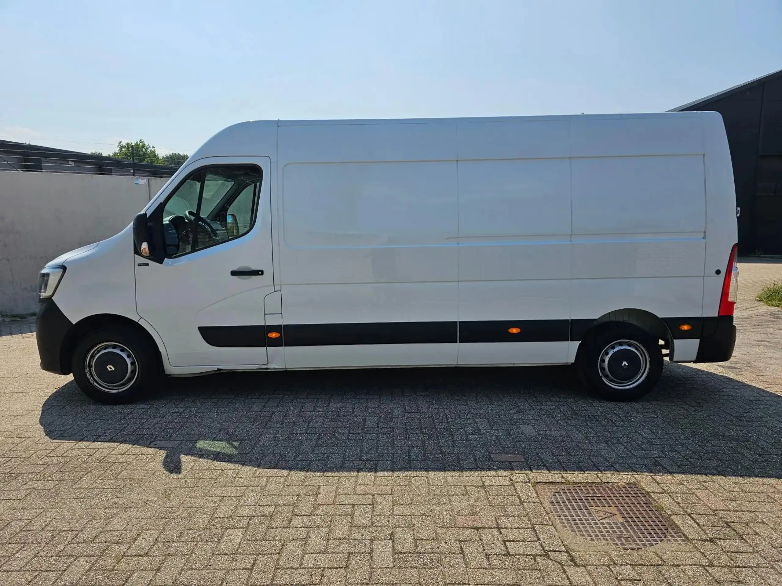 Renault - Master