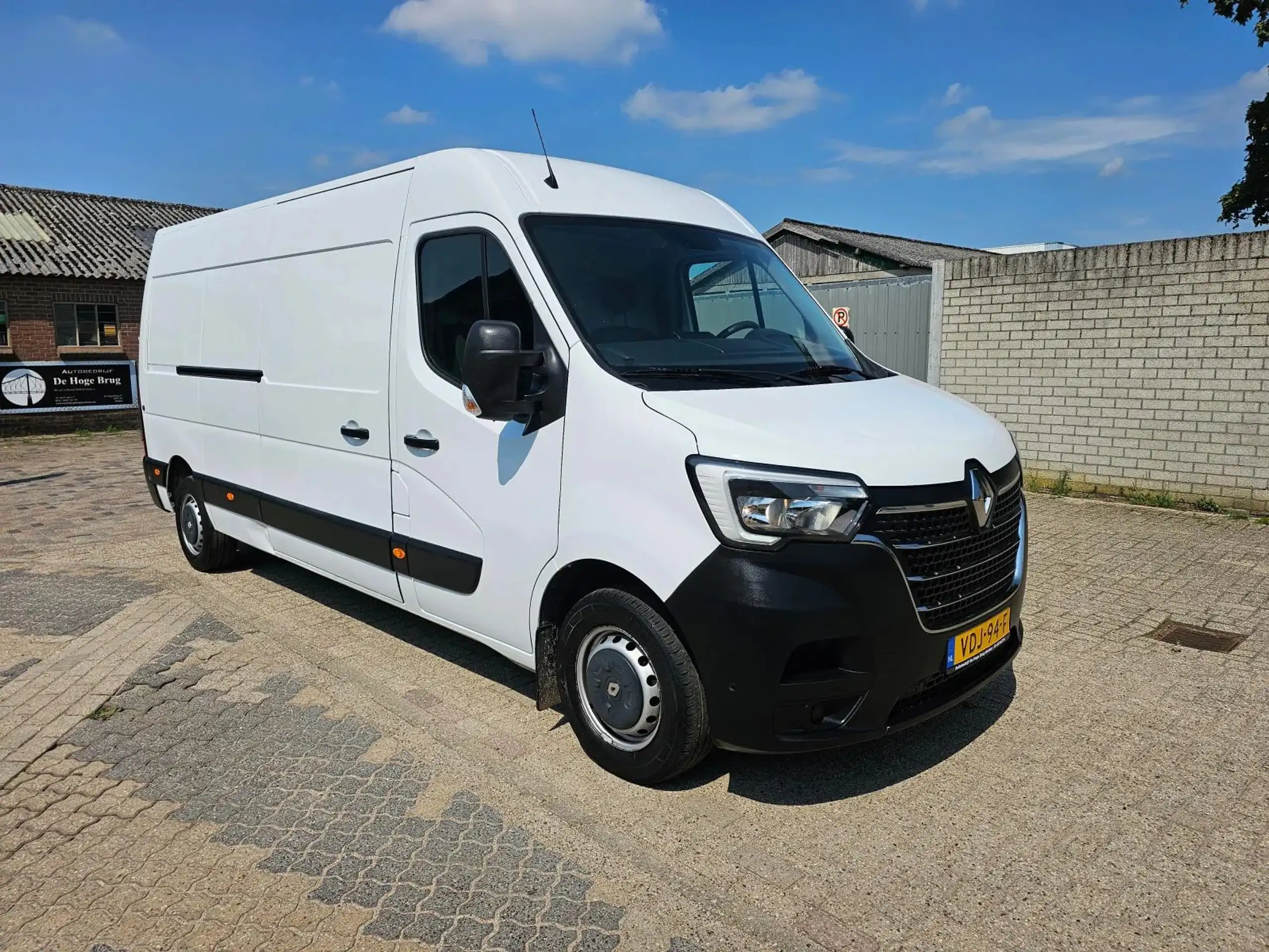 Renault - Master