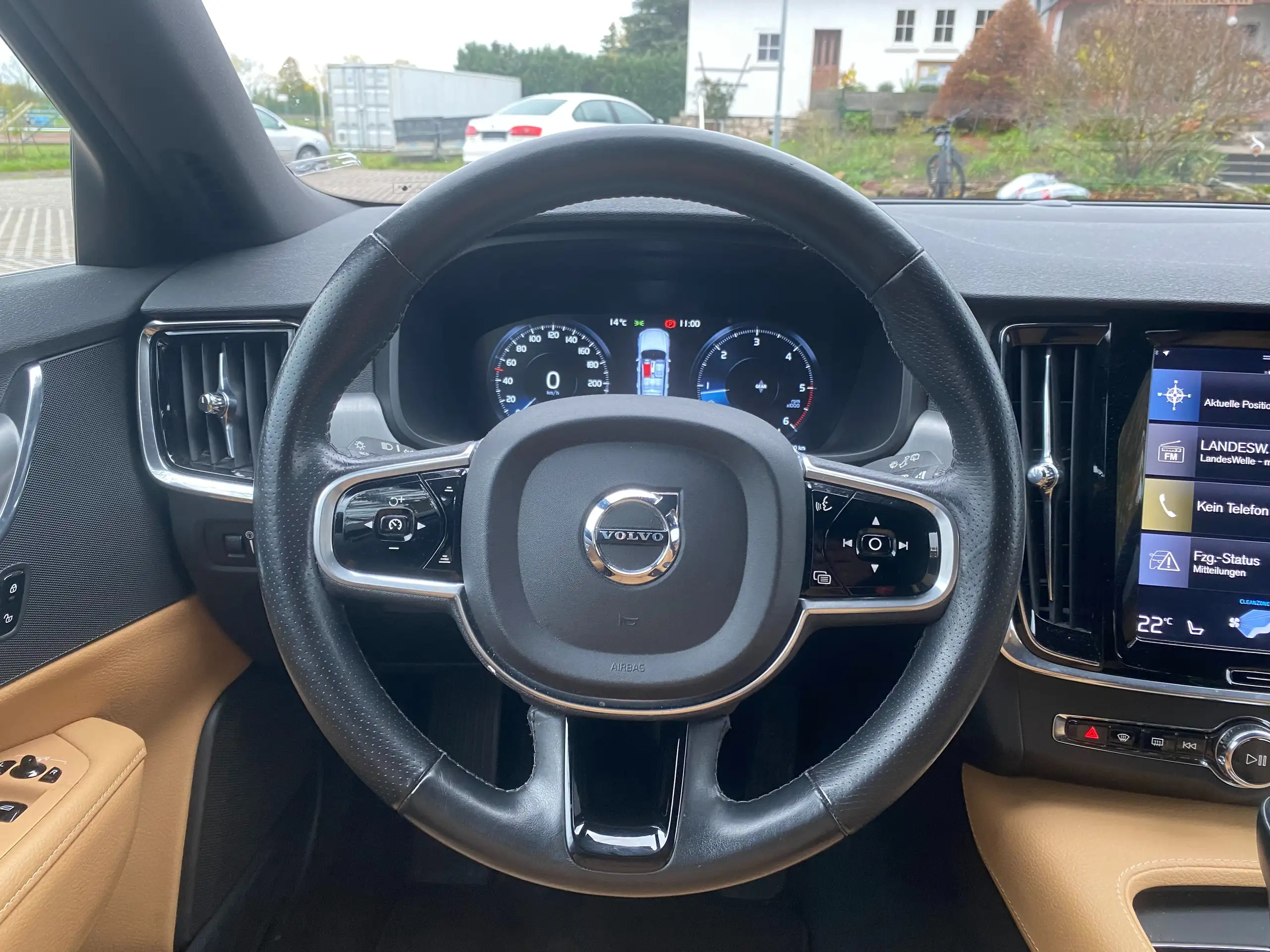 Volvo - V90