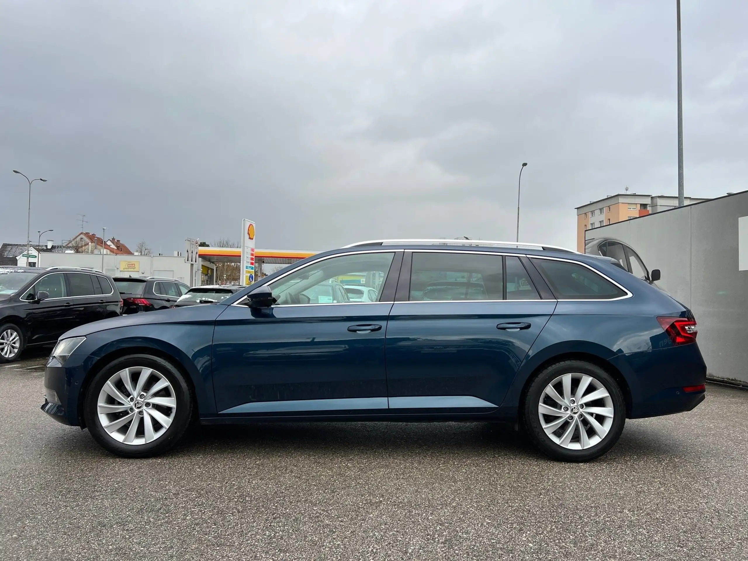 Skoda - Superb