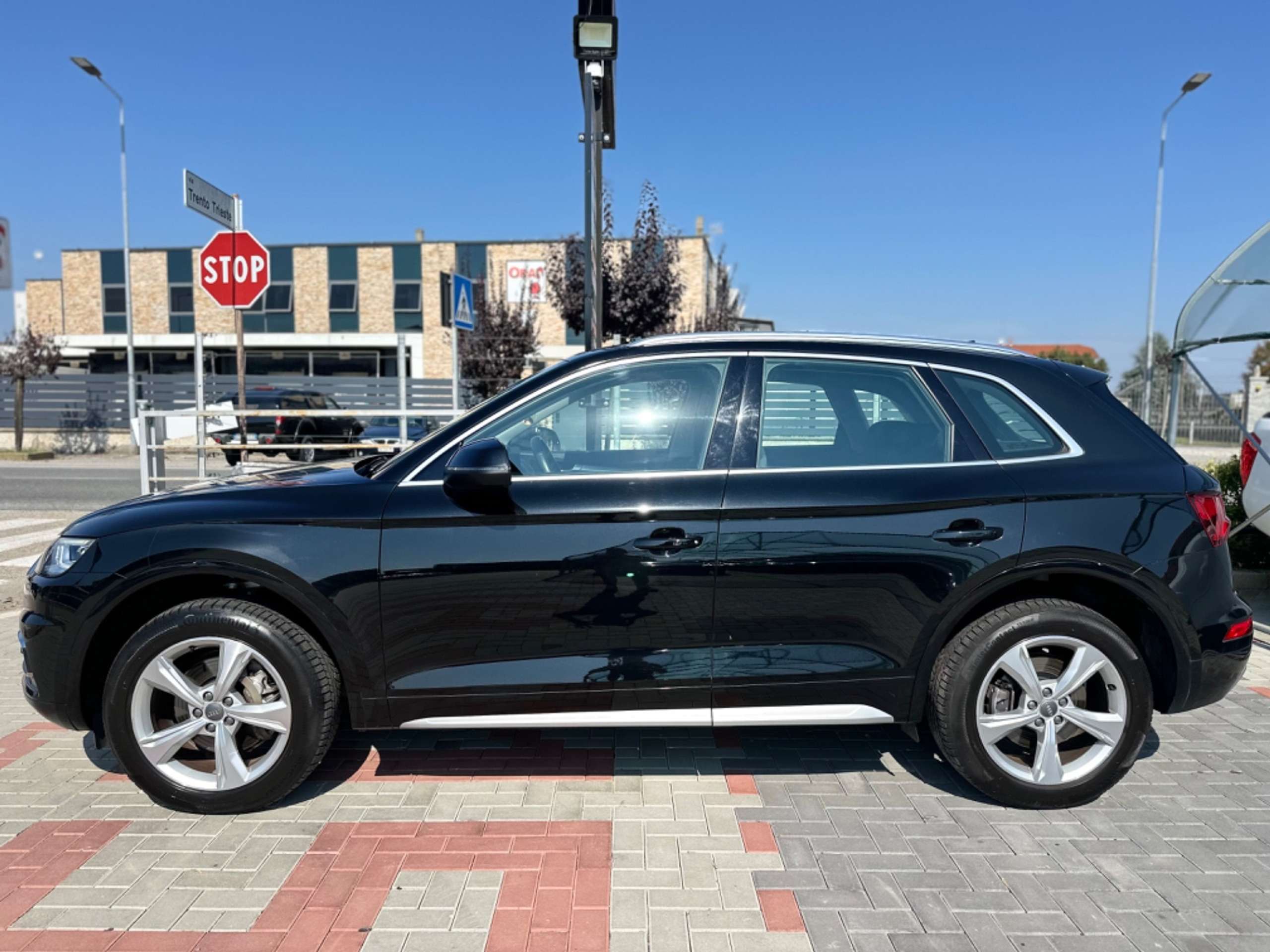 Audi - Q5