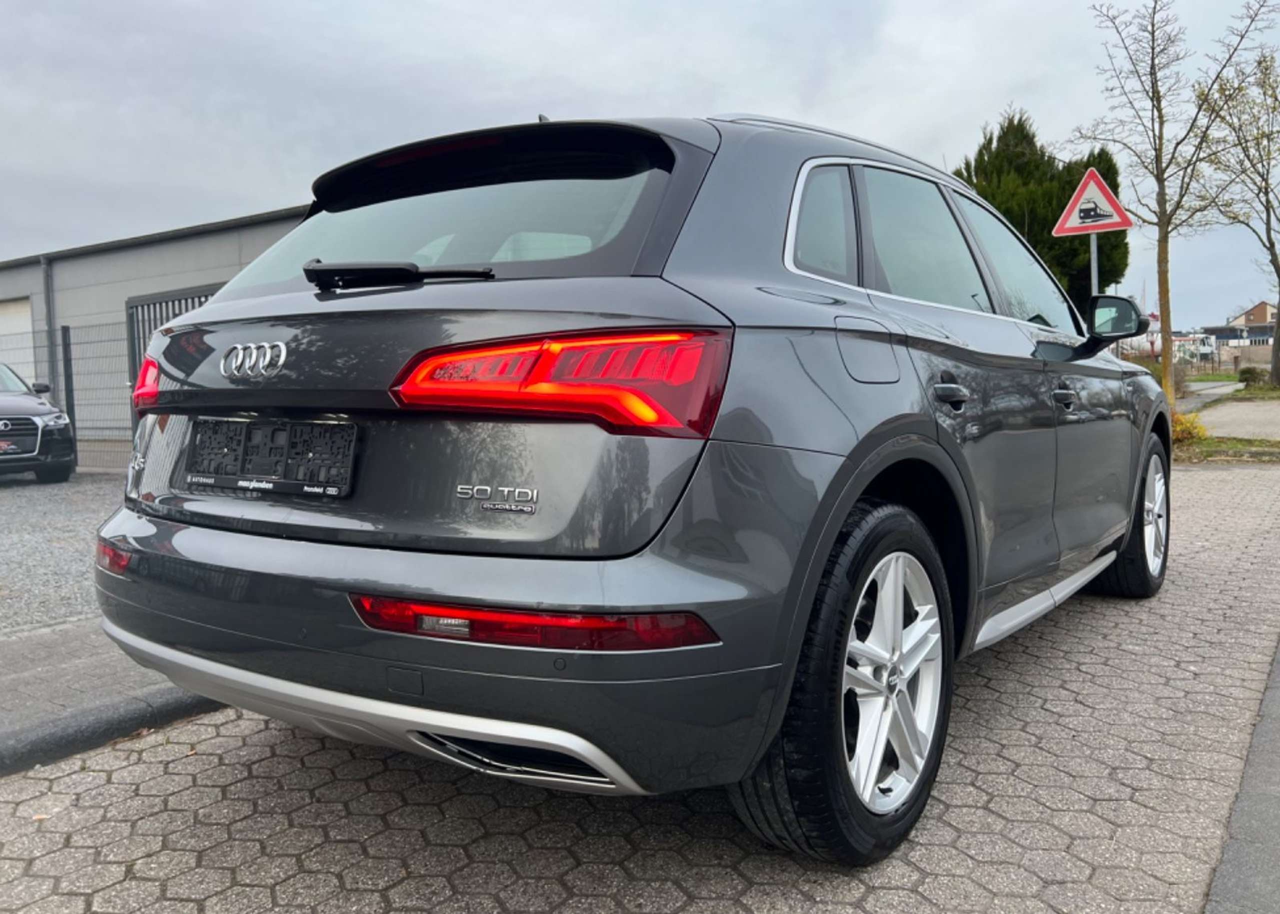 Audi - Q5