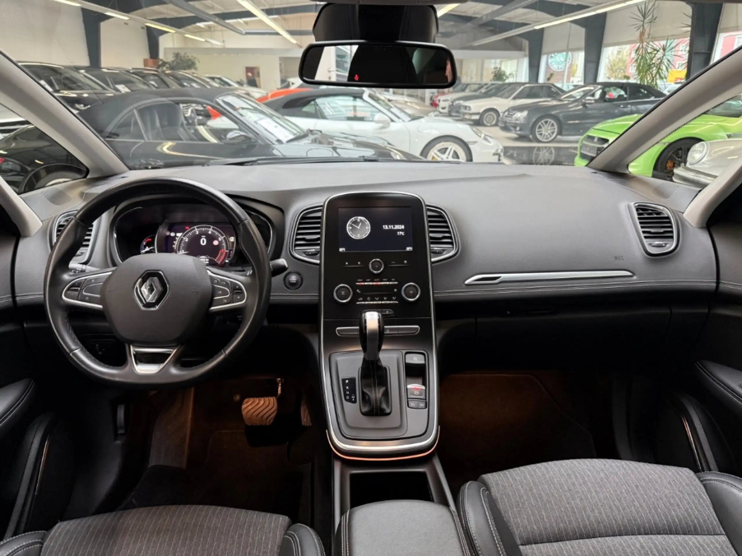 Renault - Scenic