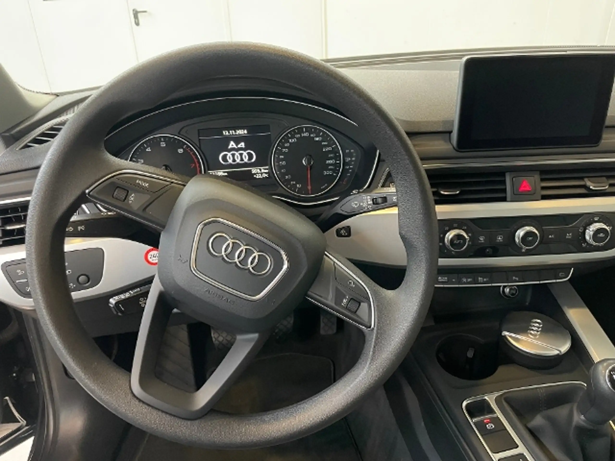 Audi - A4