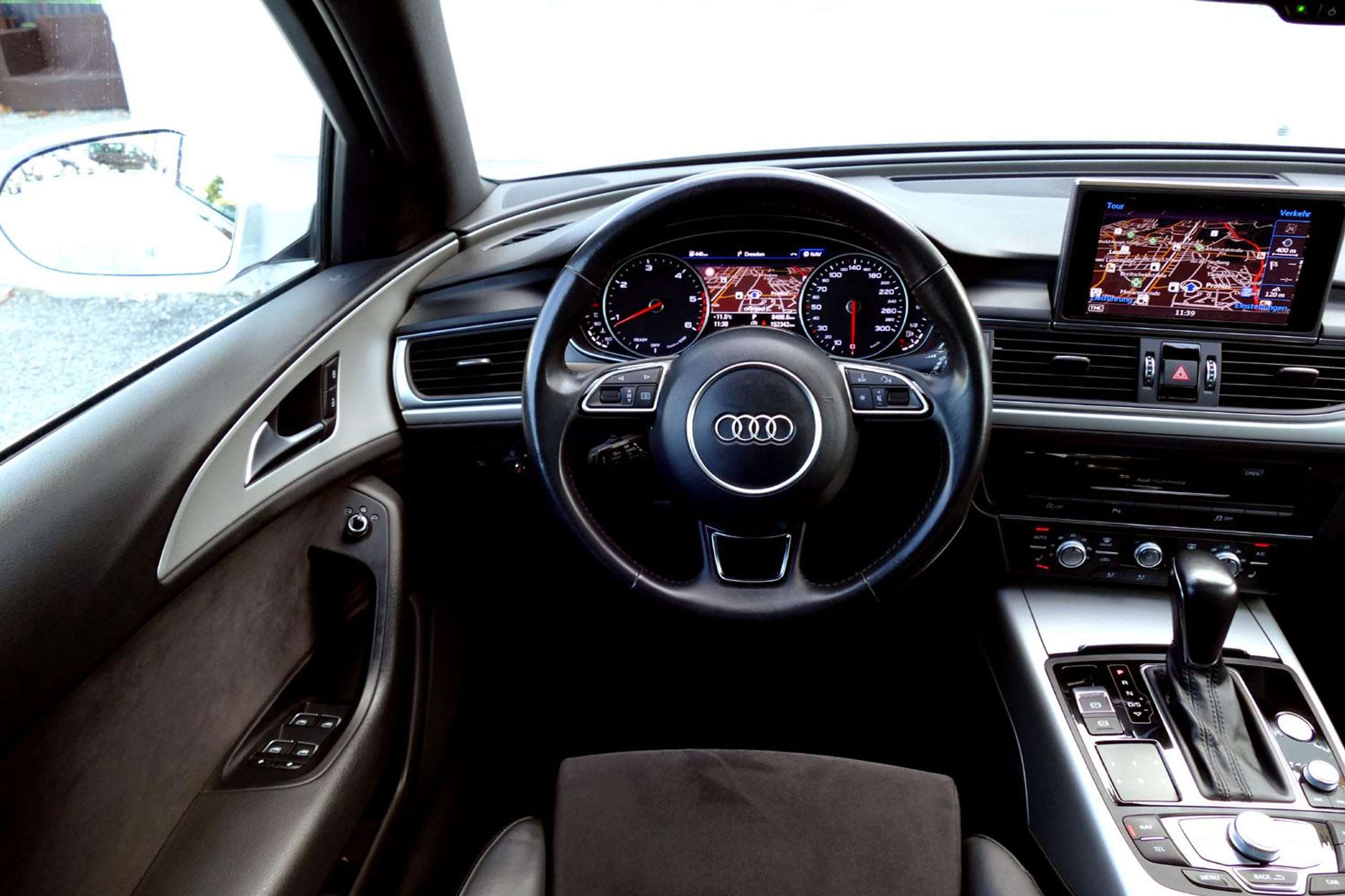 Audi - A6