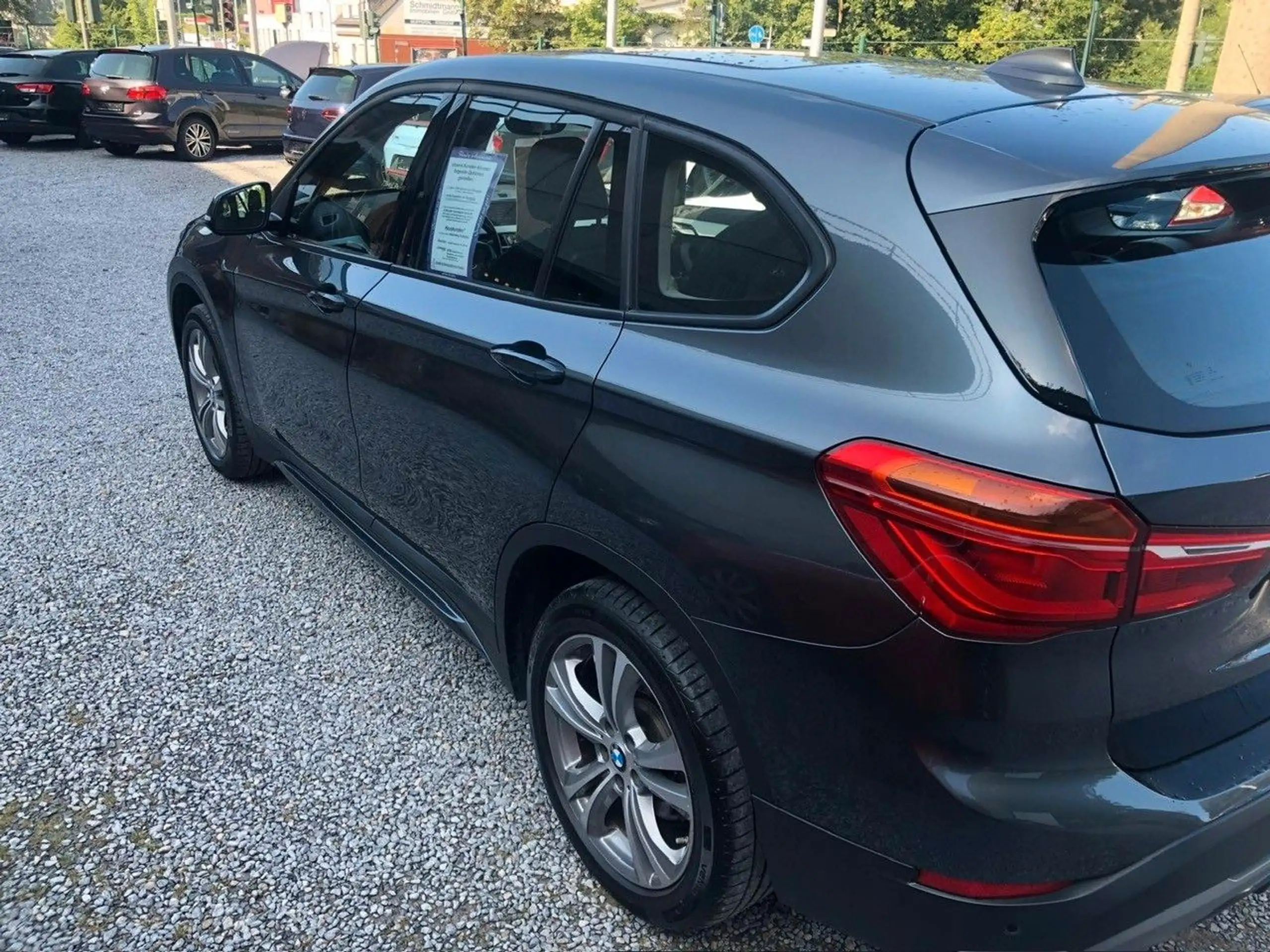 BMW - X1