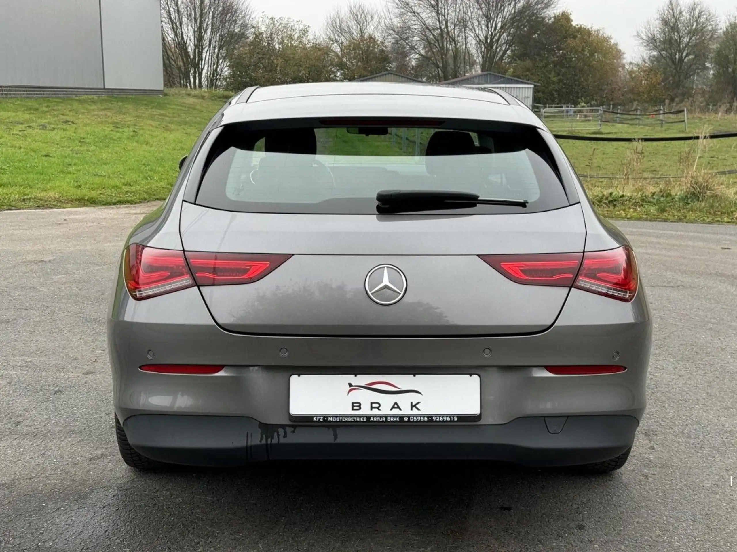 Mercedes-Benz - CLA 180