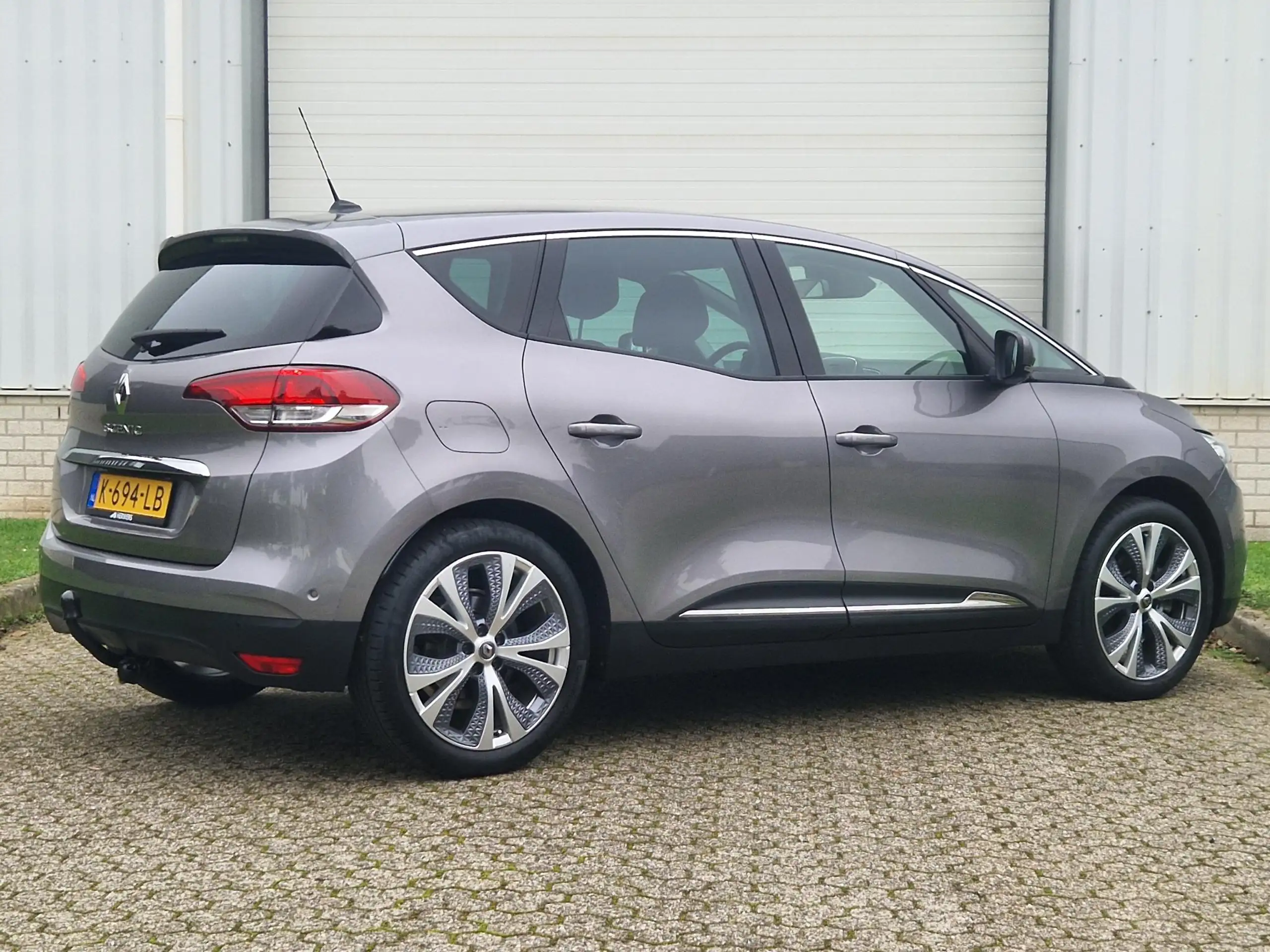 Renault - Scenic