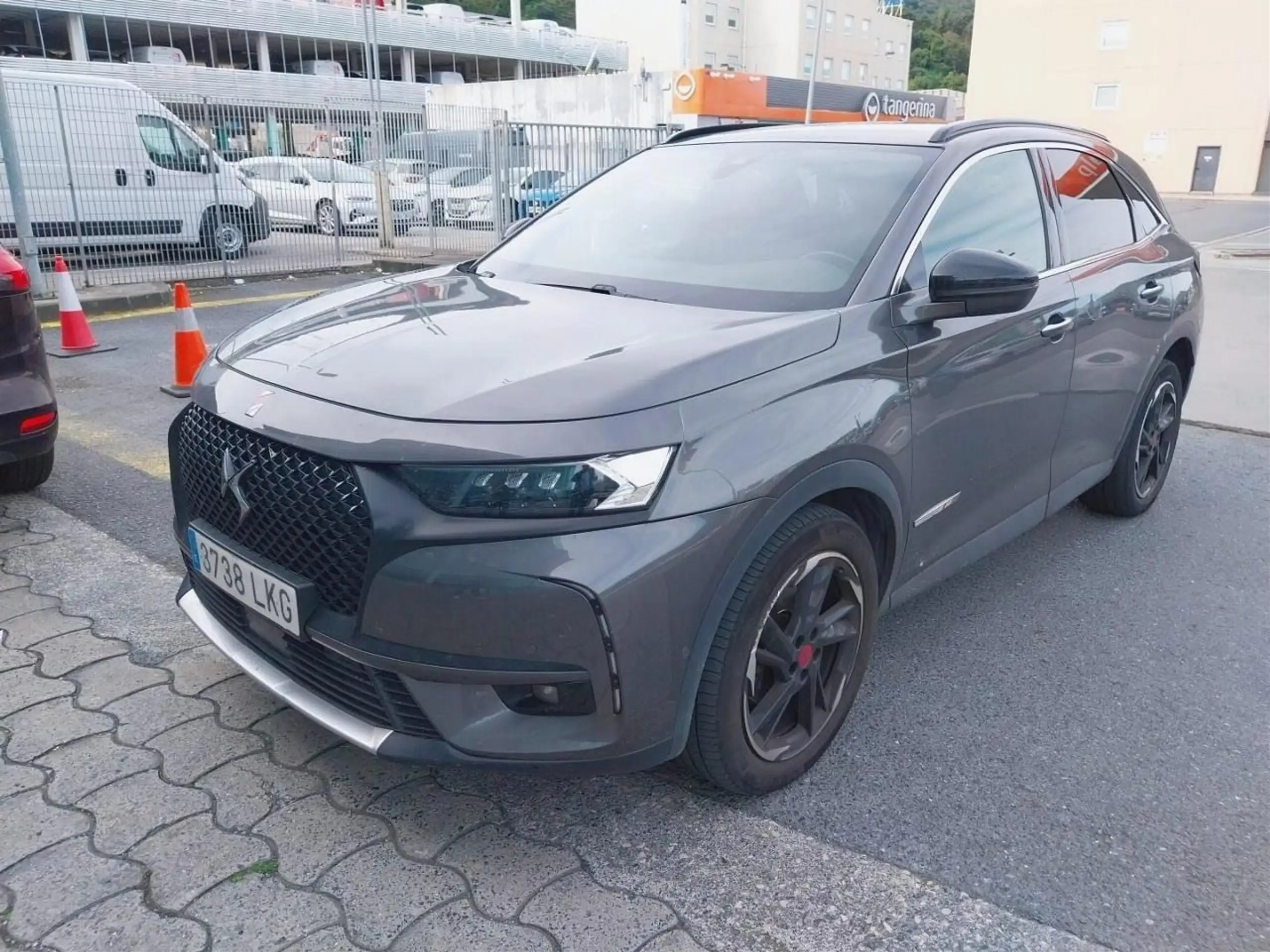 DS Automobiles - DS 7 Crossback