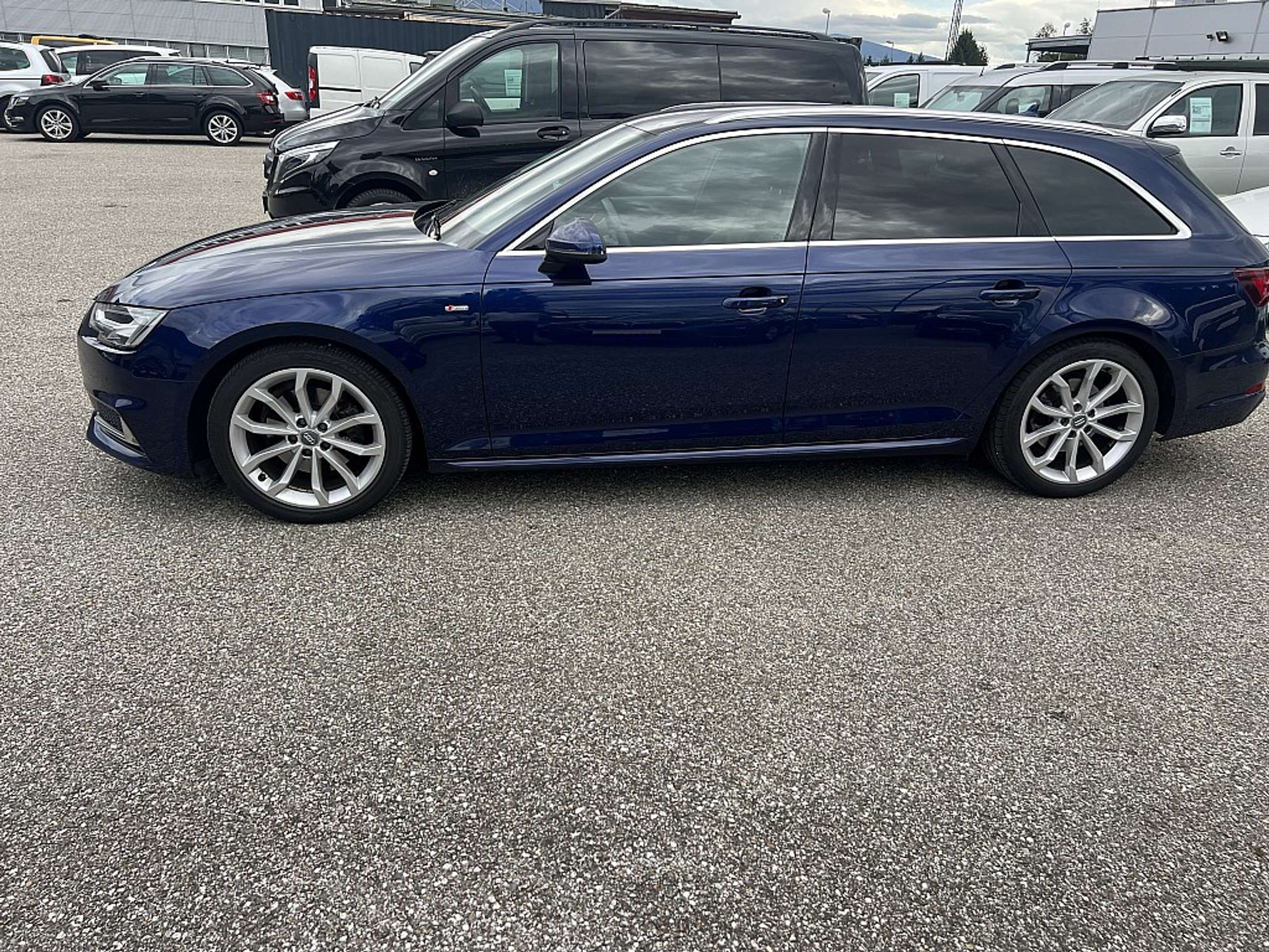 Audi - A4