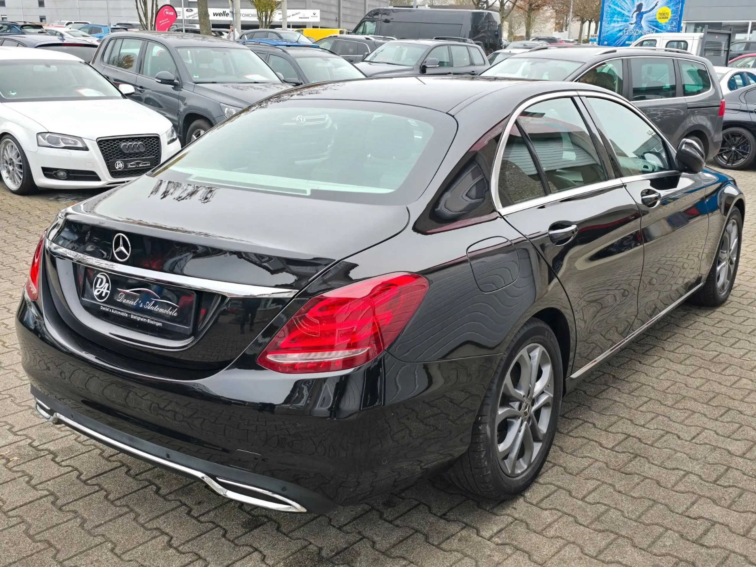 Mercedes-Benz - C 200