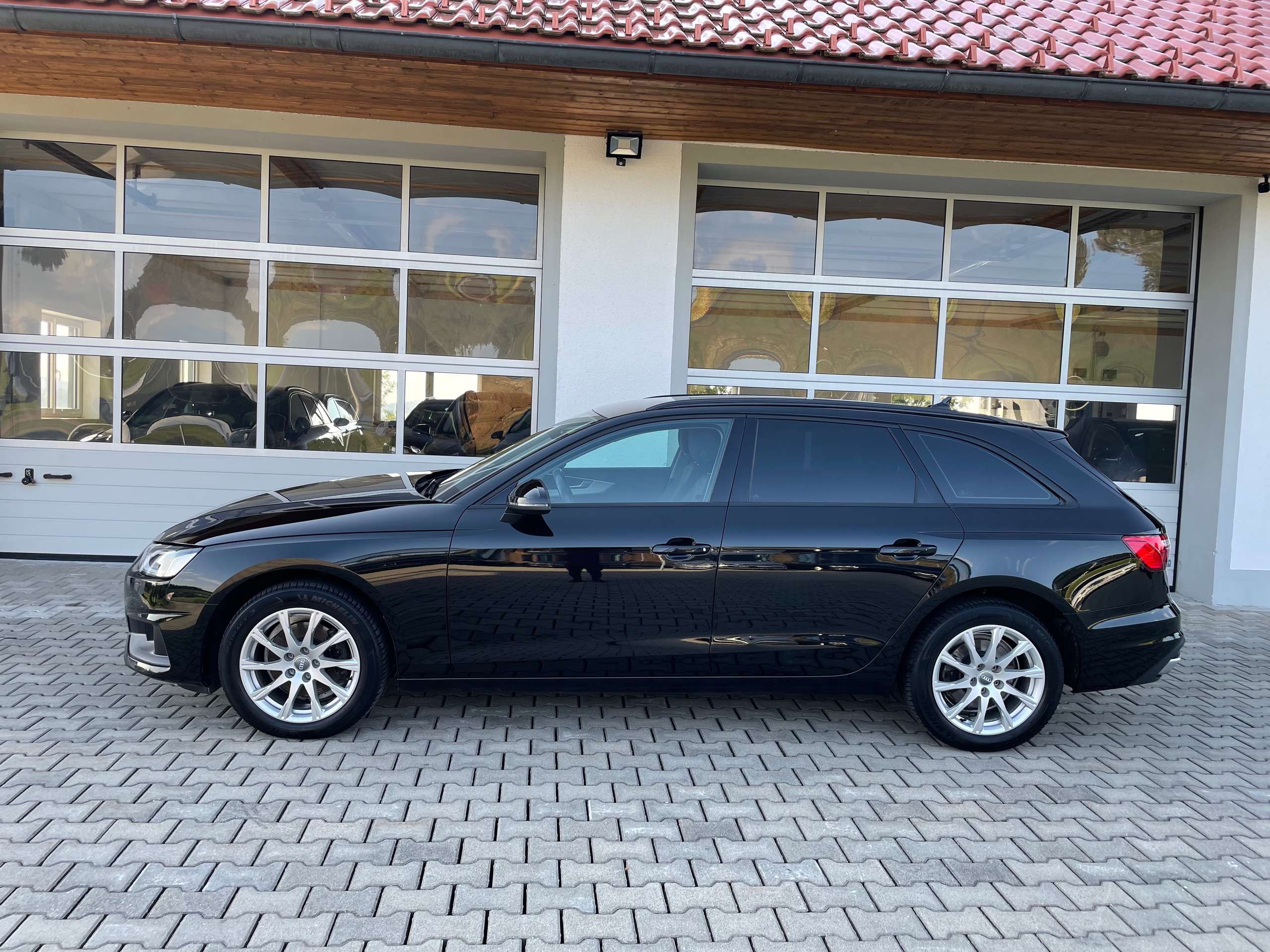 Audi - A4