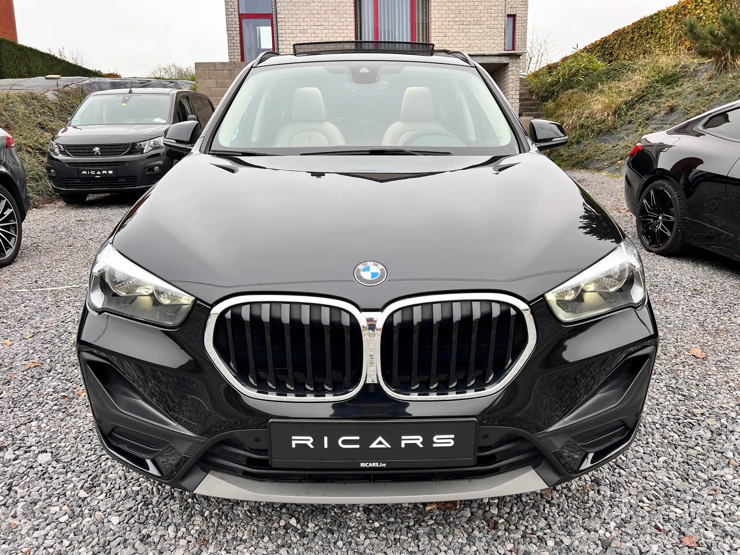 BMW - X1