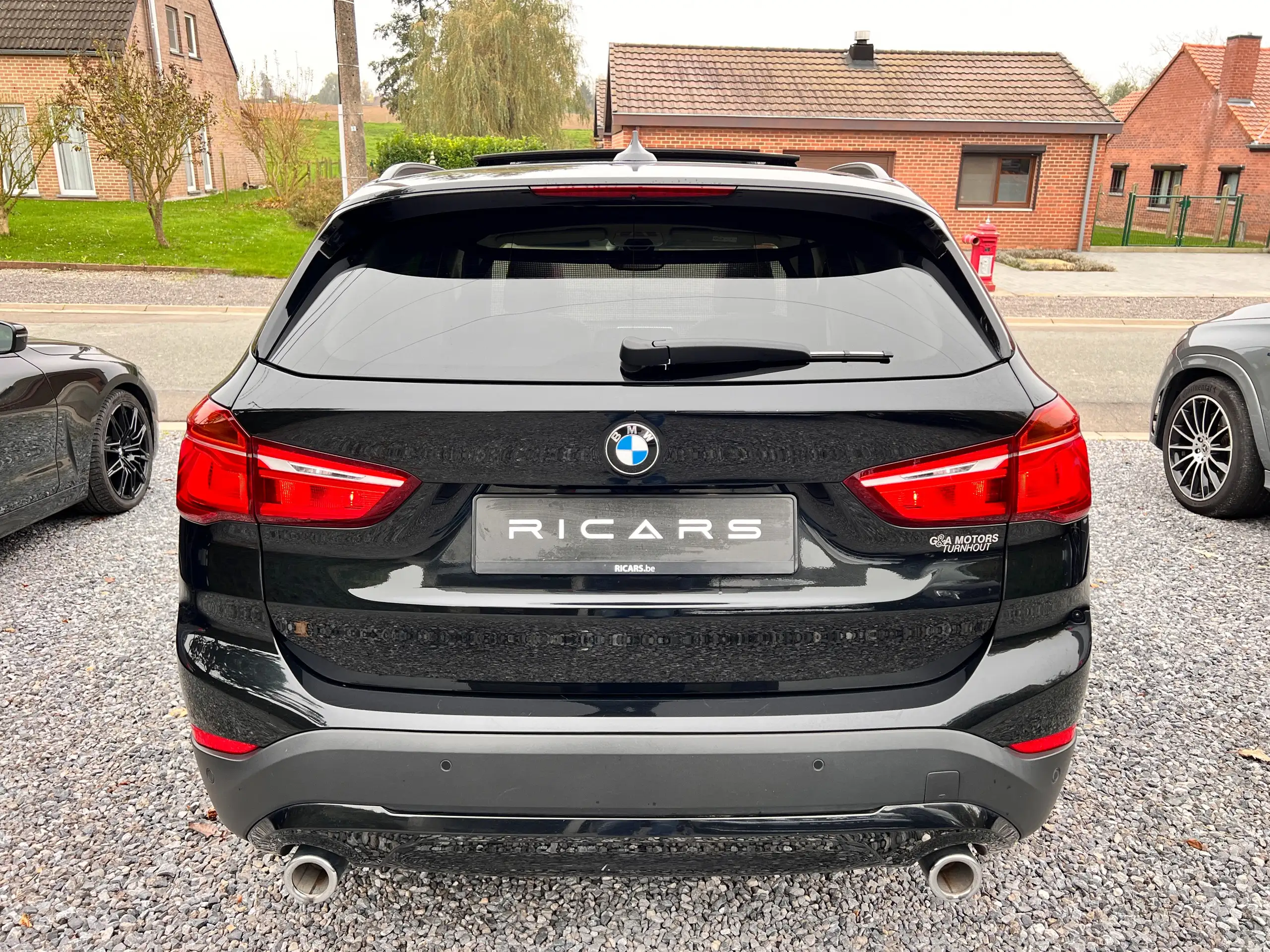 BMW - X1