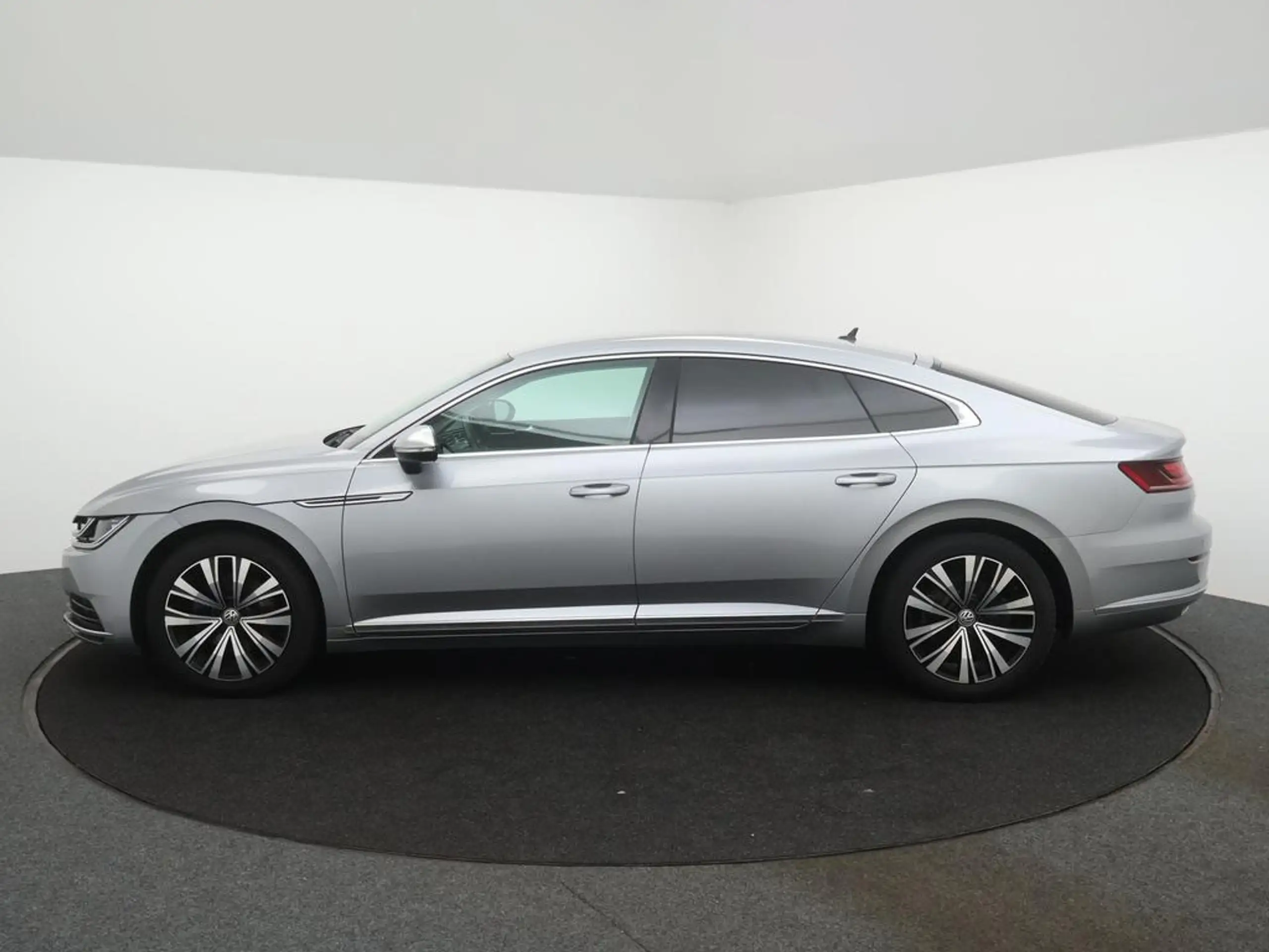 Volkswagen - Arteon