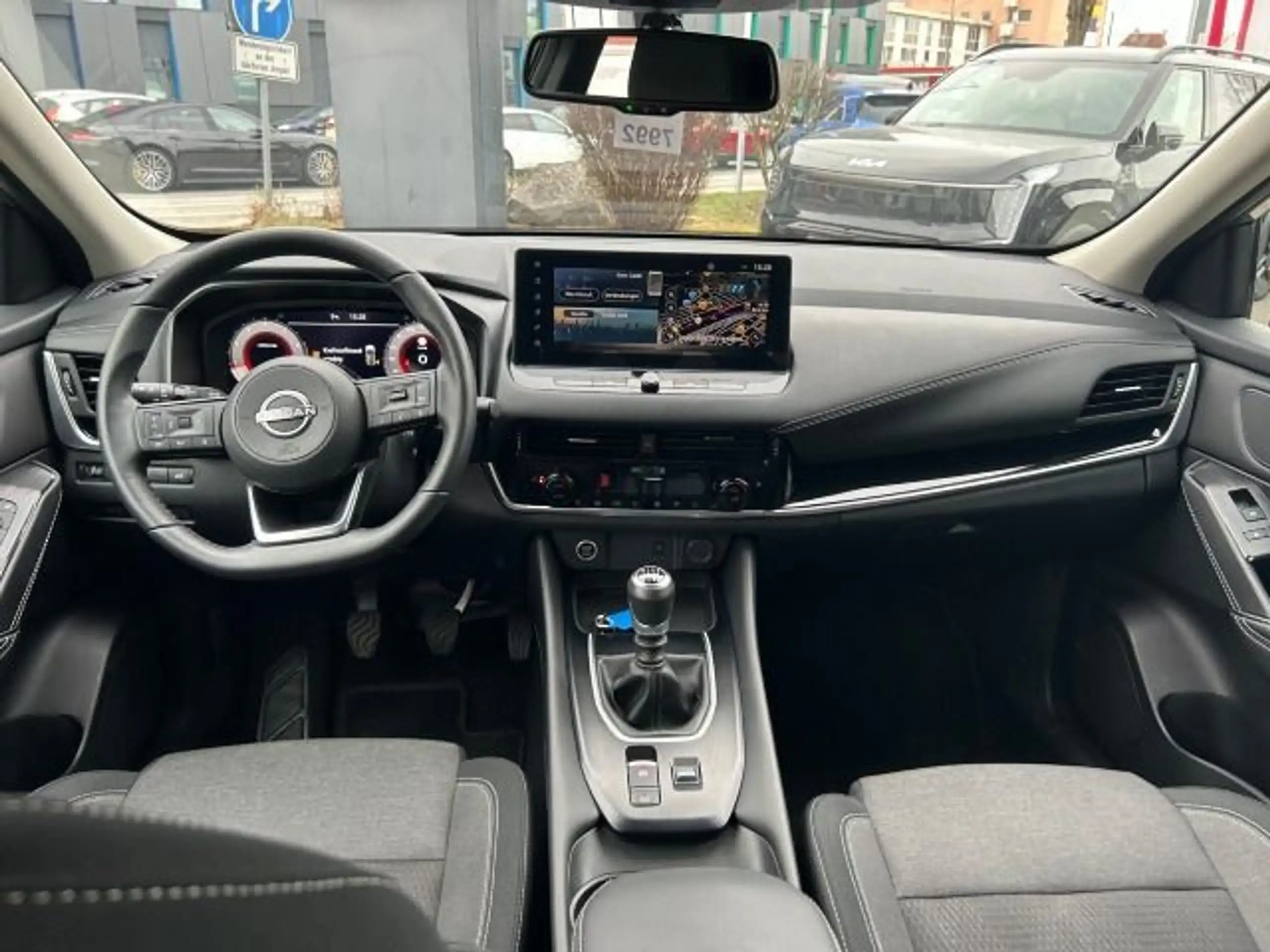 Nissan - Qashqai