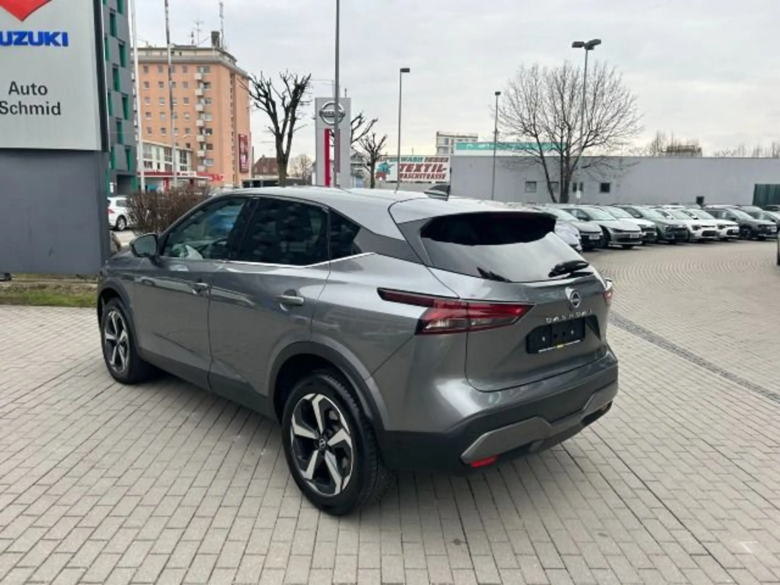 Nissan - Qashqai