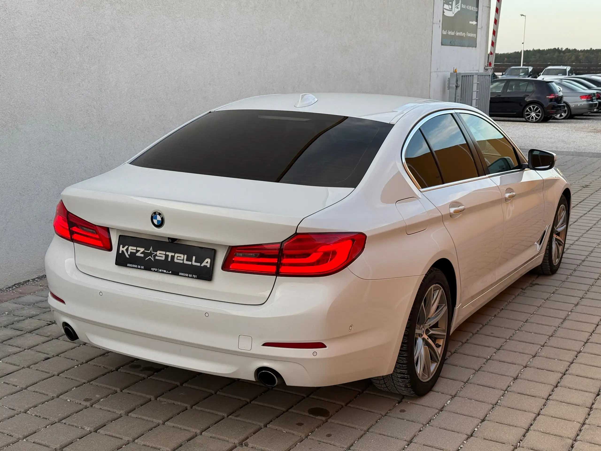 BMW - 520