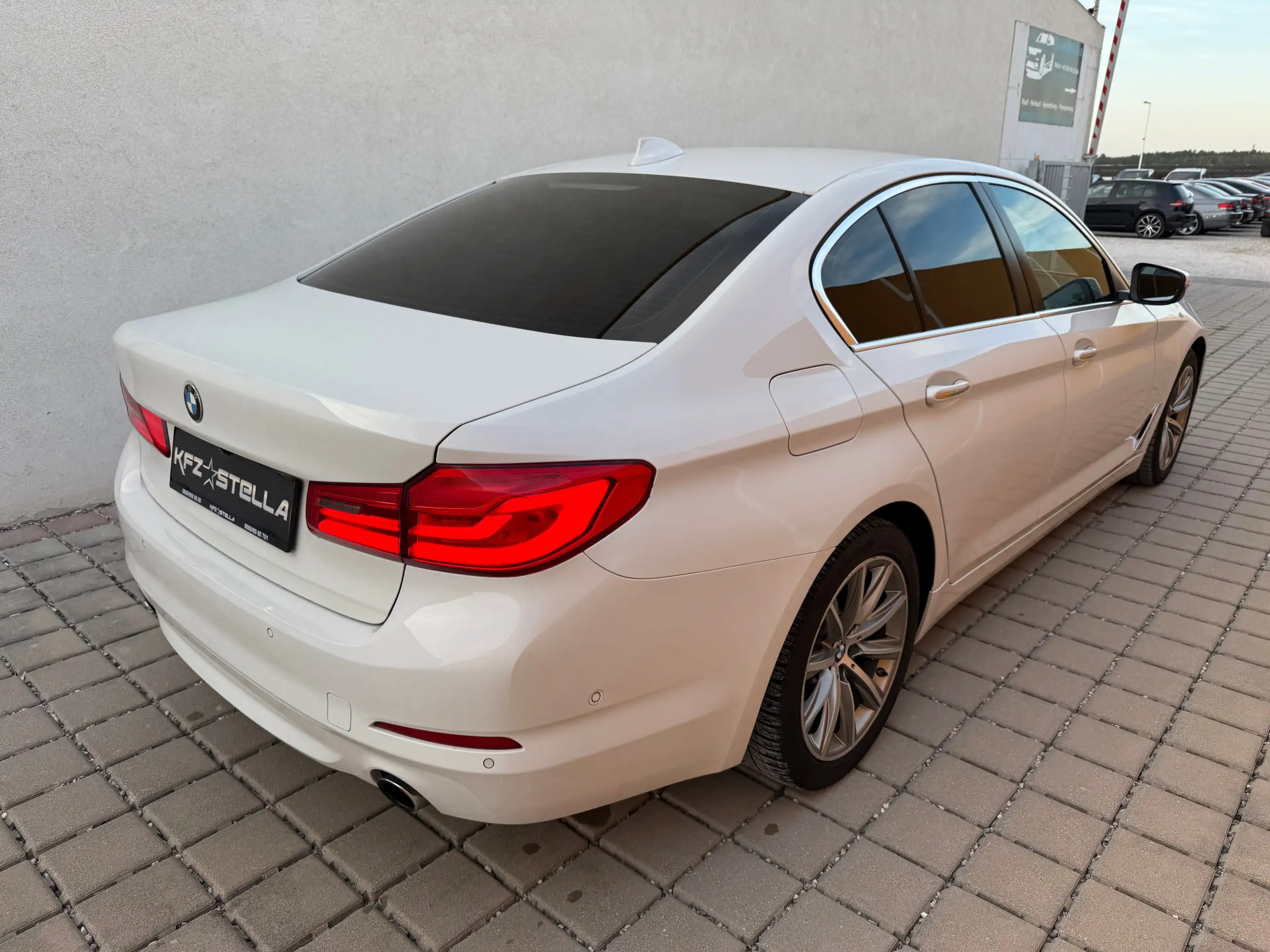 BMW - 520