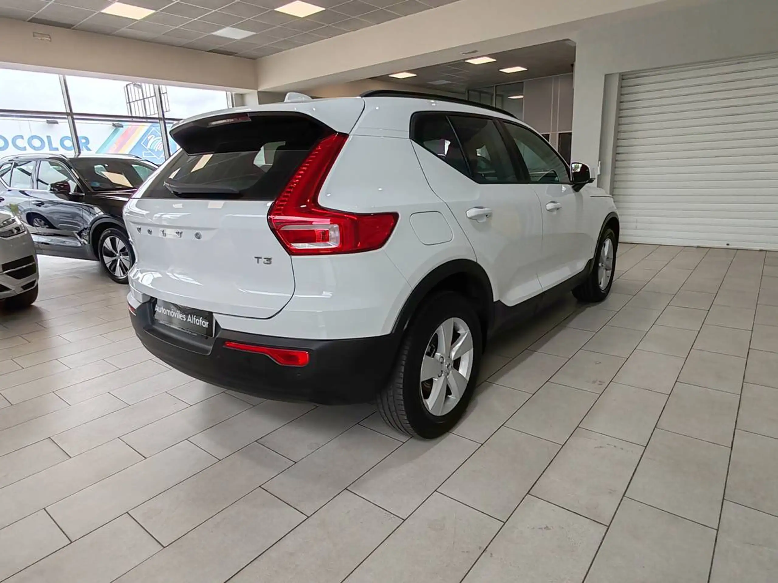 Volvo - XC40