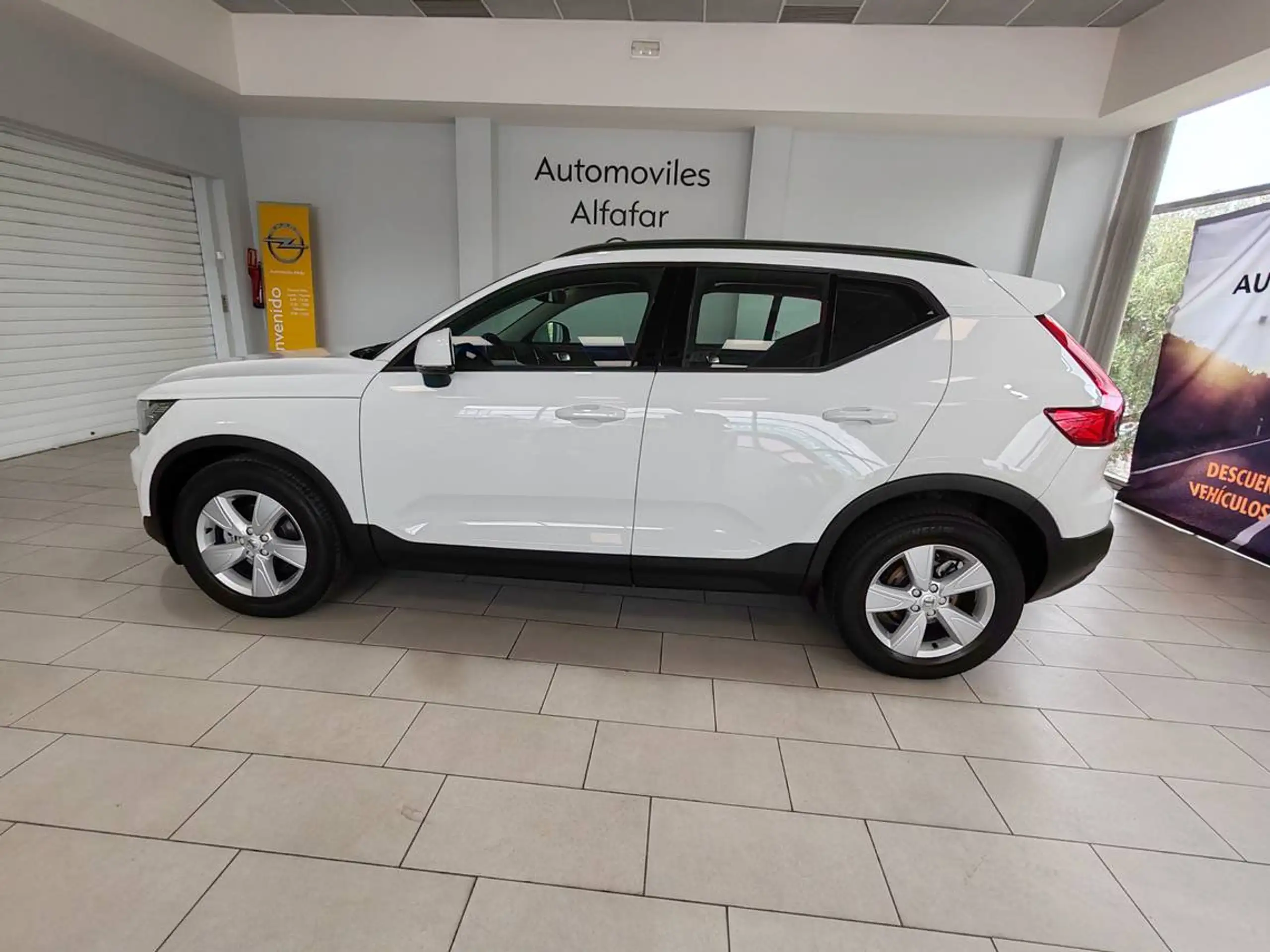 Volvo - XC40