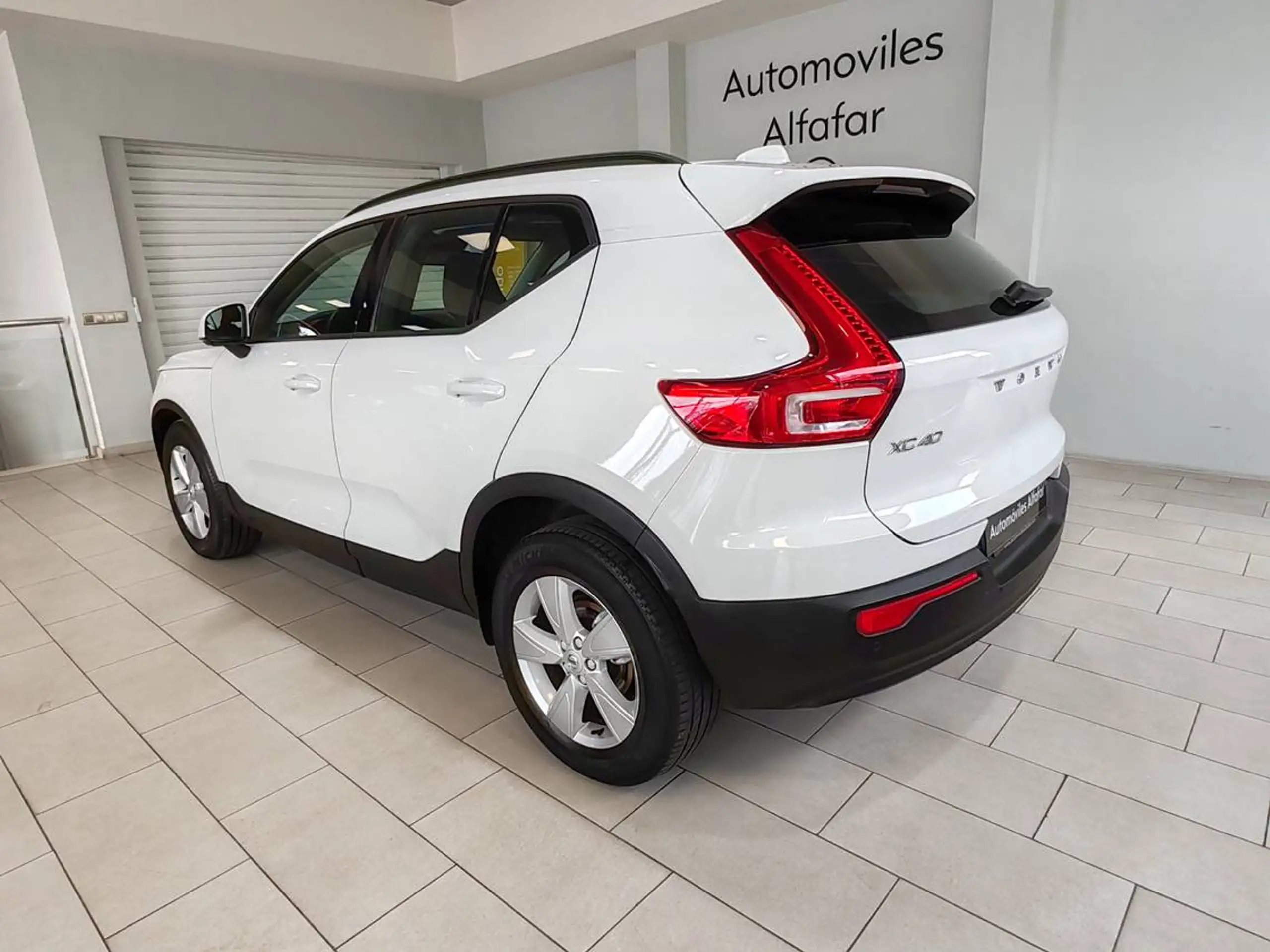 Volvo - XC40